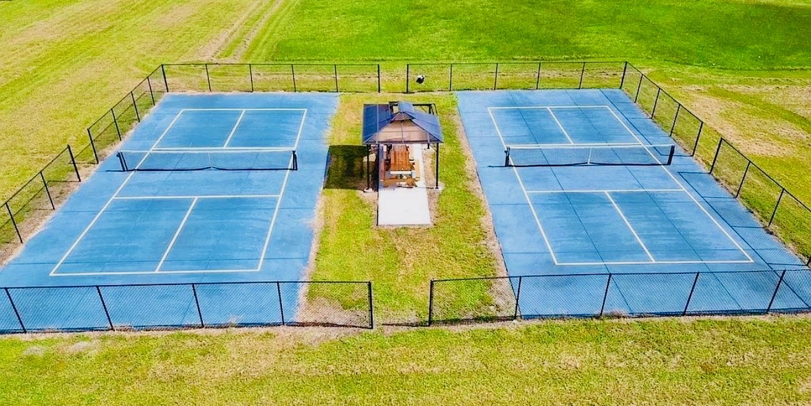 3715 Hula Circle, Ruskin, Florida 33570, 1 Bedroom Bedrooms, ,1 BathroomBathrooms,55-Plus Mobile Home,For Sale,Hula Circle,4799