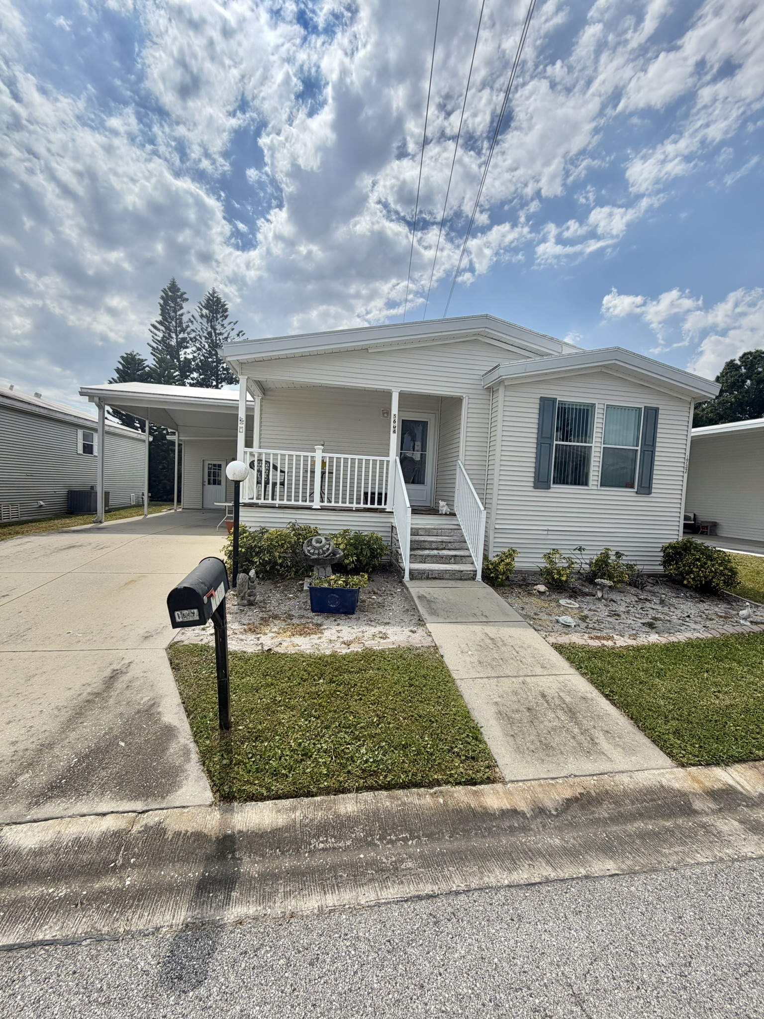 5604 Whistling Tree Lane, Bradenton, Florida 34203, 2 Bedrooms Bedrooms, ,2 BathroomsBathrooms,55-Plus Mobile Home,For Sale,Whistling Tree Lane,4803
