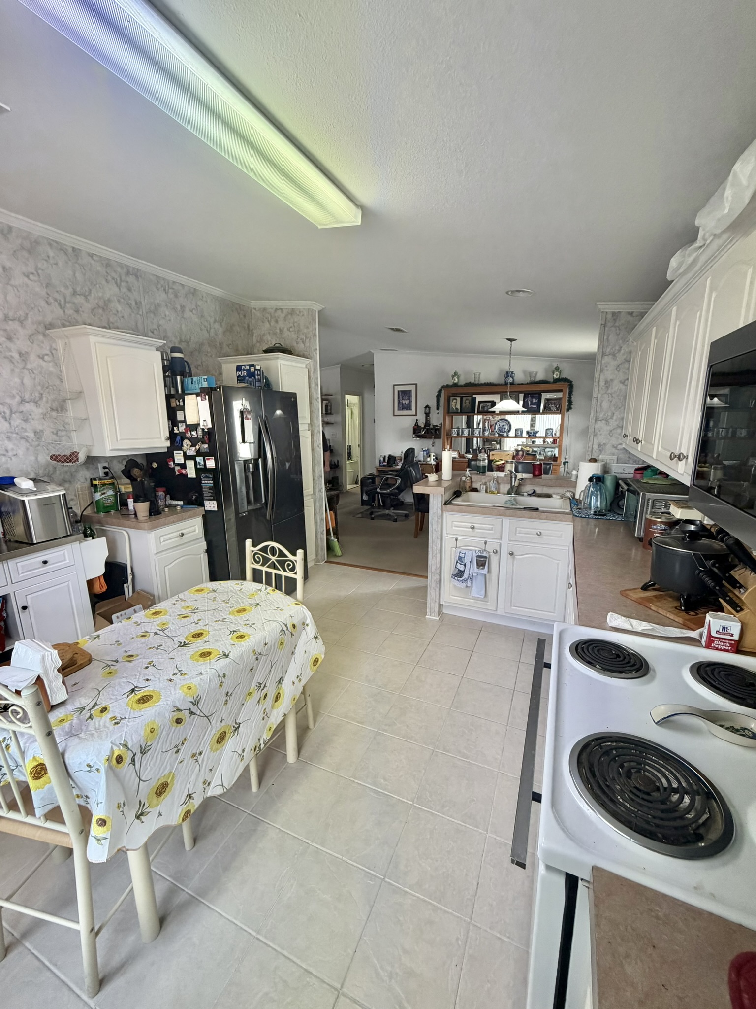 5604 Whistling Tree Lane, Bradenton, Florida 34203, 2 Bedrooms Bedrooms, ,2 BathroomsBathrooms,55-Plus Mobile Home,For Sale,Whistling Tree Lane,4803