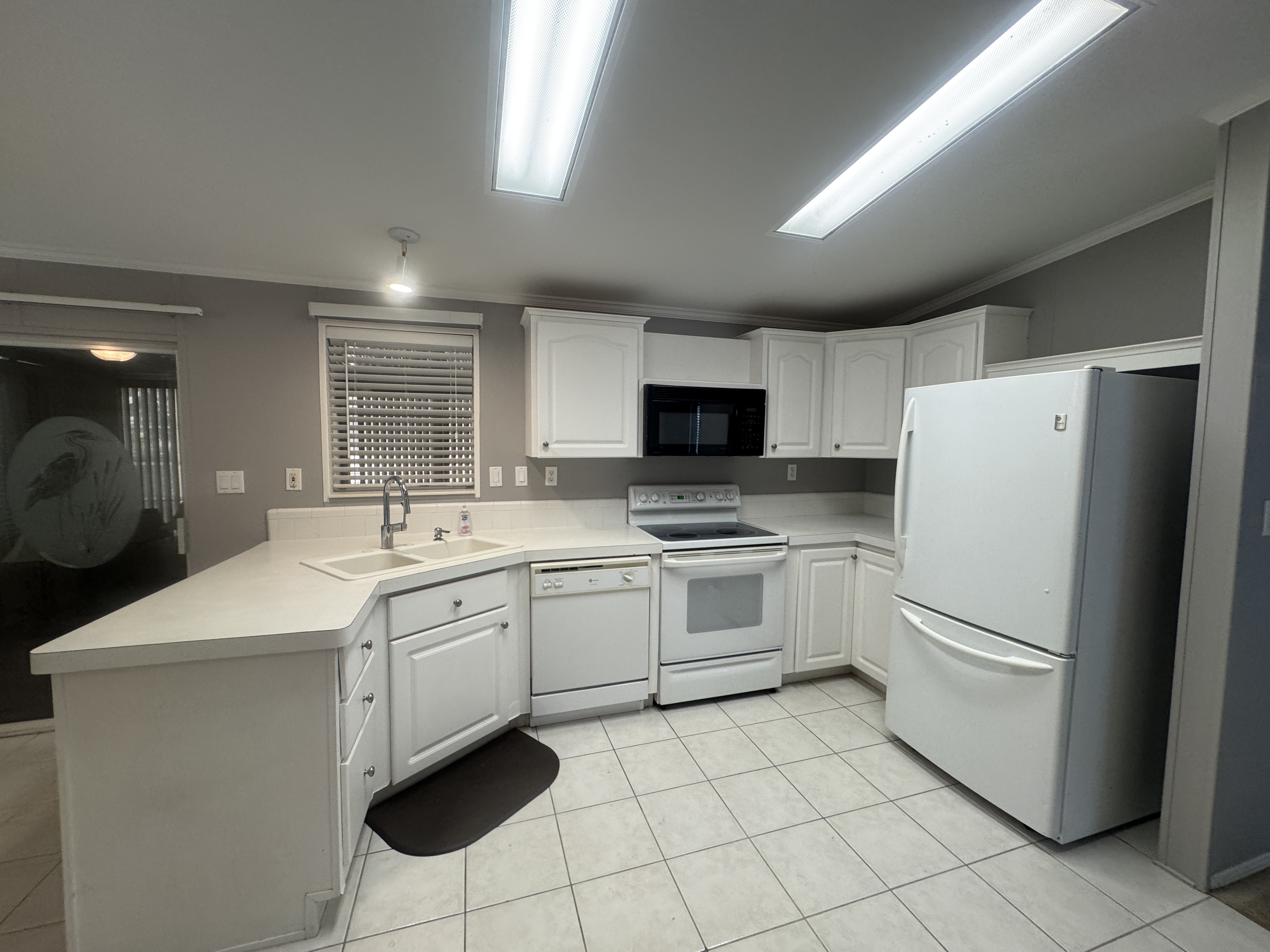 3515 Asbury Drive, Parrish, Florida 34219, 2 Bedrooms Bedrooms, ,2 BathroomsBathrooms,55-Plus Mobile Home,For Sale,Asbury Drive,4804