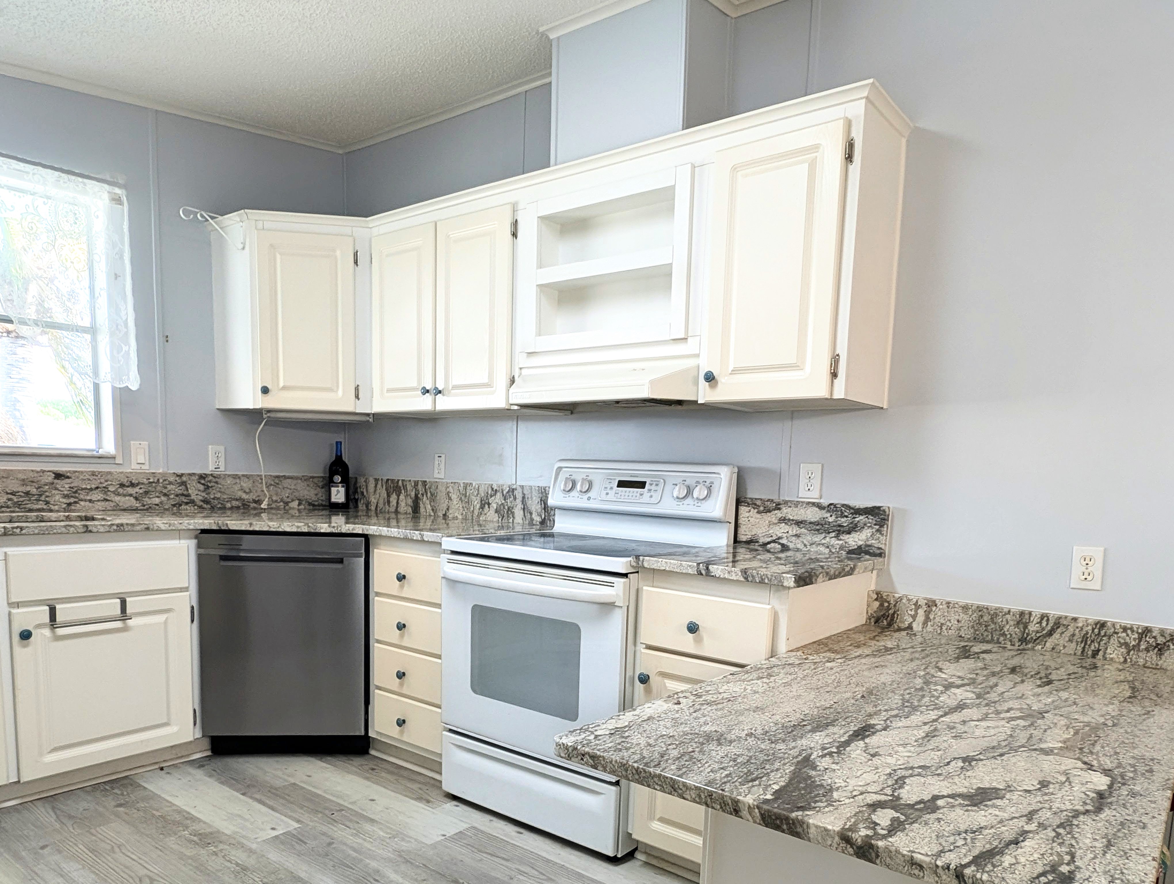 3511 Asbury Drive, Parrish, Florida 34219, 2 Bedrooms Bedrooms, ,2 BathroomsBathrooms,55-Plus Mobile Home,For Sale,Asbury Drive,4806