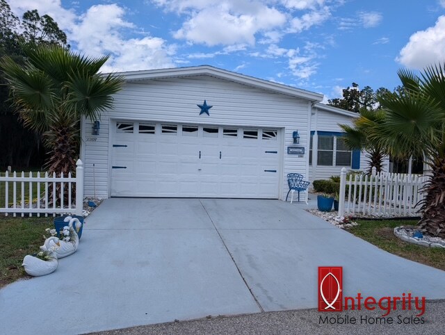 2307 Putt Lane, Lot 49, Lakeland, Florida 33810, 2 Bedrooms Bedrooms, ,2 BathroomsBathrooms,55-Plus Mobile Home,For Sale,Putt Lane, Lot 49,4812
