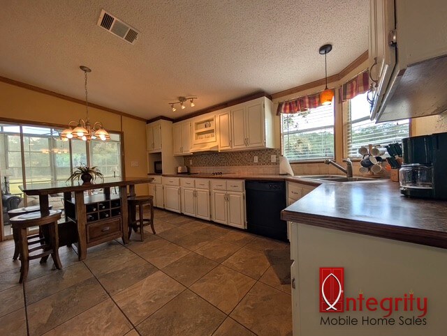2307 Putt Lane, Lot 49, Lakeland, Florida 33810, 2 Bedrooms Bedrooms, ,2 BathroomsBathrooms,55-Plus Mobile Home,For Sale,Putt Lane, Lot 49,4812