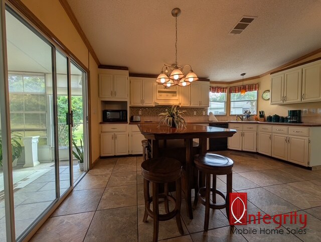 2307 Putt Lane, Lot 49, Lakeland, Florida 33810, 2 Bedrooms Bedrooms, ,2 BathroomsBathrooms,55-Plus Mobile Home,For Sale,Putt Lane, Lot 49,4812