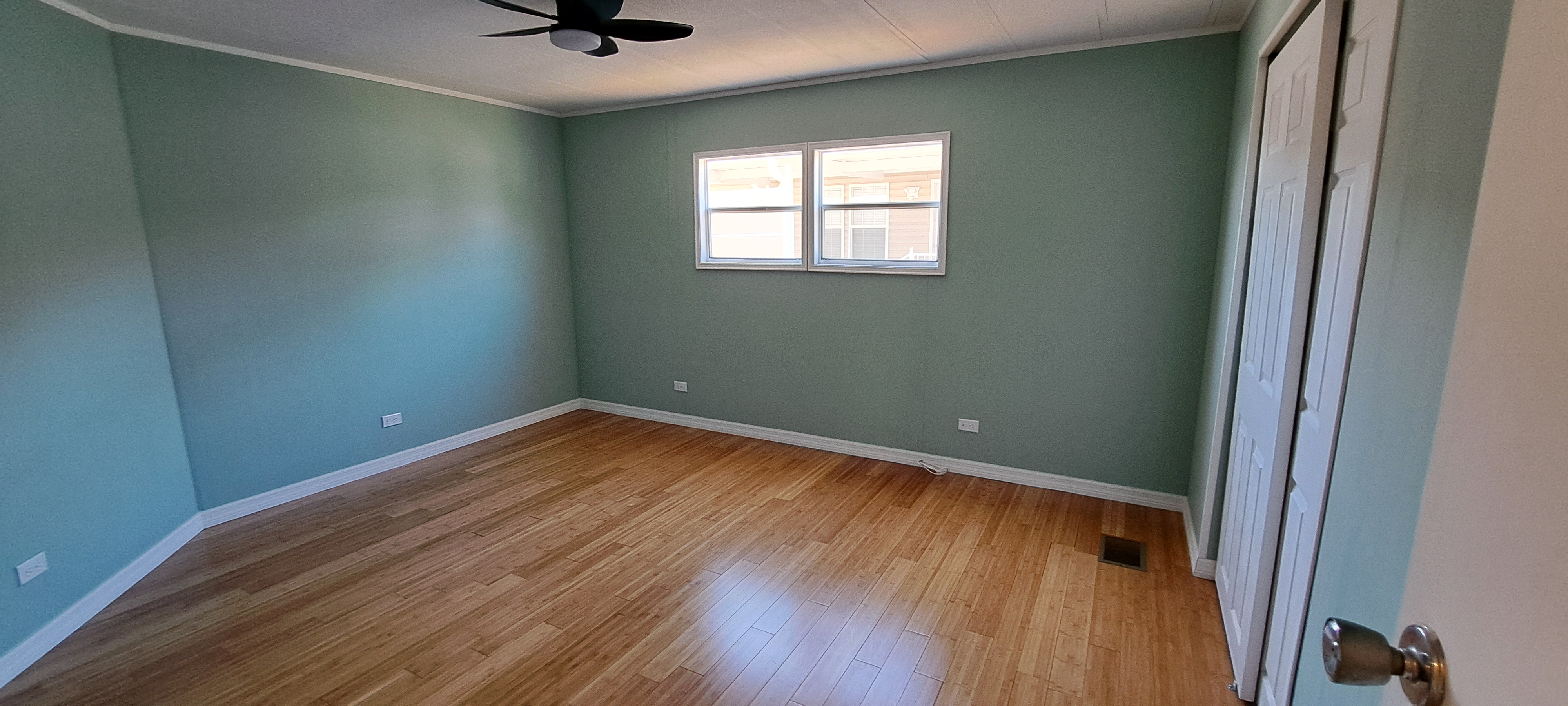 2001 83rd Ave N, Lot 5062, St Petersburg, Florida 33702, 2 Bedrooms Bedrooms, ,2 BathroomsBathrooms,55-Plus Mobile Home,For Sale,83rd Ave N, Lot 5062,4814