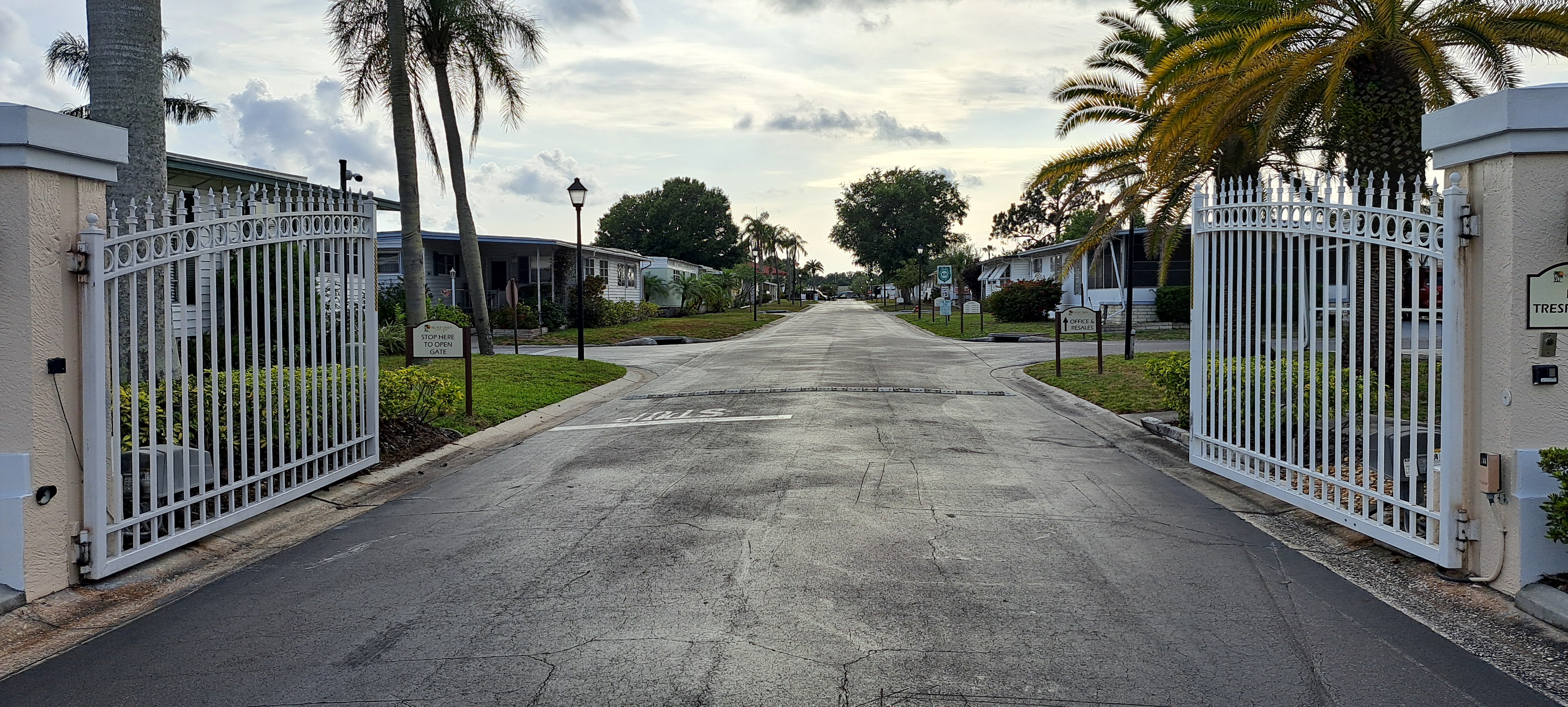 2001 83rd Ave N, Lot 5062, St Petersburg, Florida 33702, 2 Bedrooms Bedrooms, ,2 BathroomsBathrooms,55-Plus Mobile Home,For Sale,83rd Ave N, Lot 5062,4814