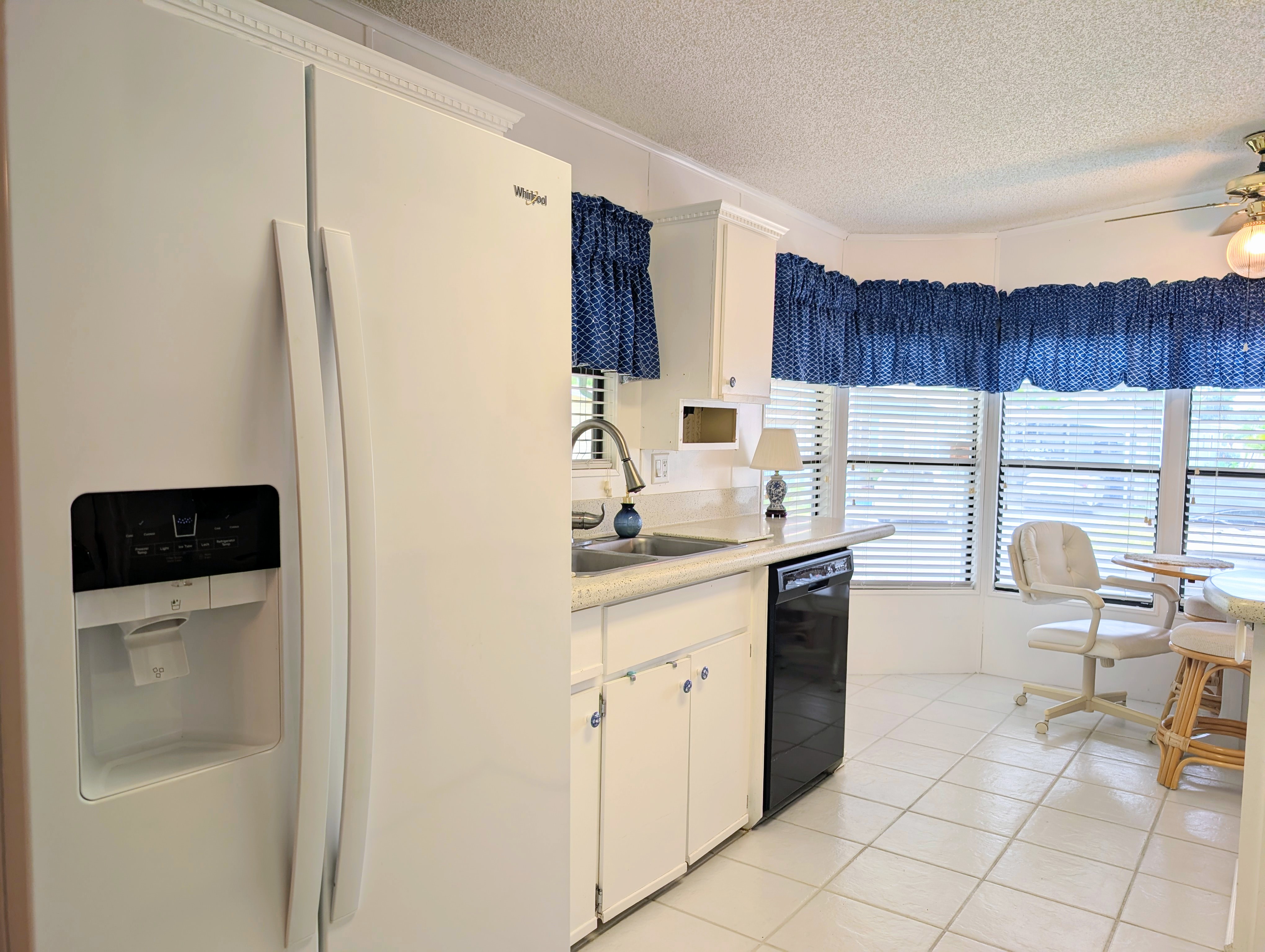9712 Rosario Drive, Parrish, Florida 34219, 2 Bedrooms Bedrooms, ,2 BathroomsBathrooms,55-Plus Mobile Home,For Sale,Rosario Drive,4816