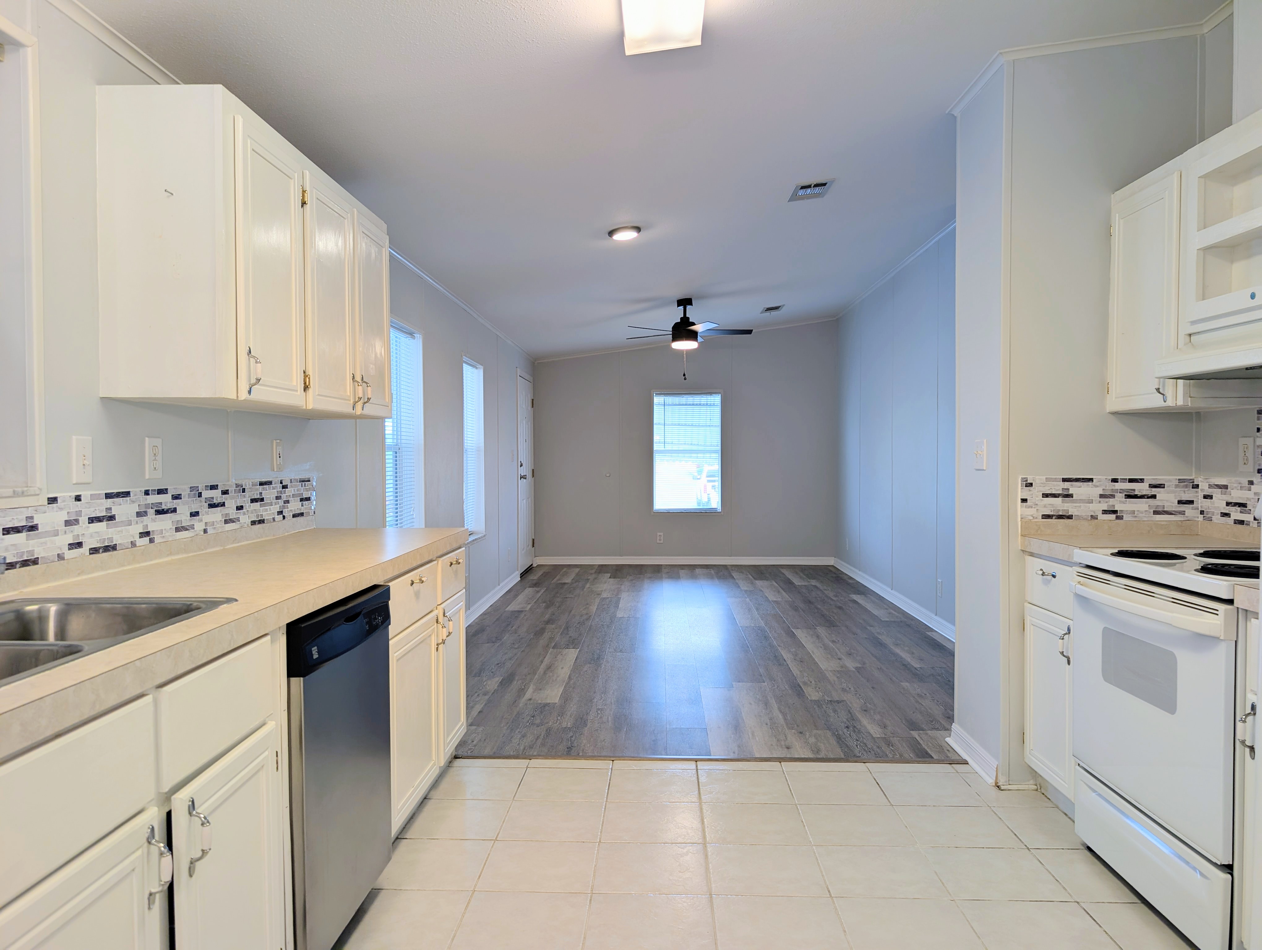 9932 Cape Haze Cir, Parrish, Florida 34219, 2 Bedrooms Bedrooms, ,2 BathroomsBathrooms,55-Plus Mobile Home,For Sale,Cape Haze Cir,4817