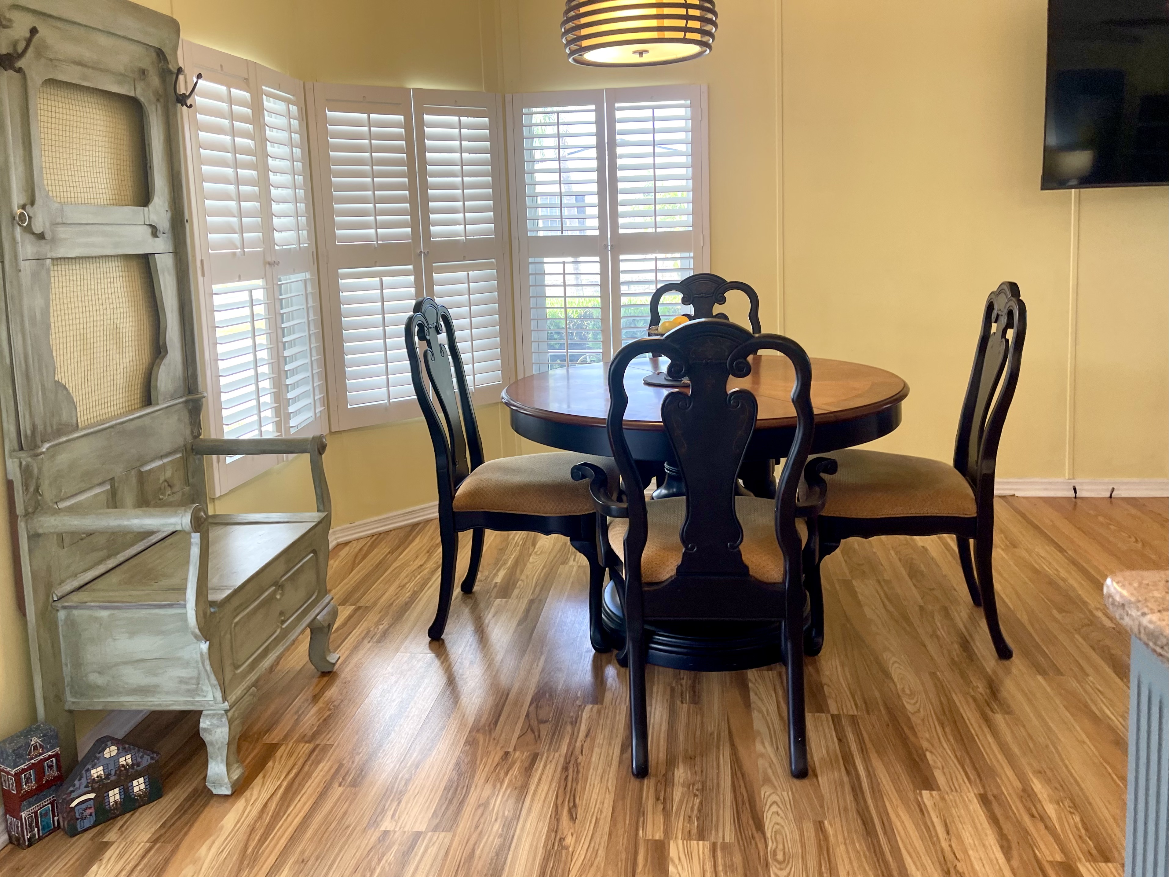 4104 Buena Vista Dr S, Ellenton, Florida 34222, 2 Bedrooms Bedrooms, ,2 BathroomsBathrooms,55-Plus Mobile Home,For Sale,Buena Vista Dr S,4820