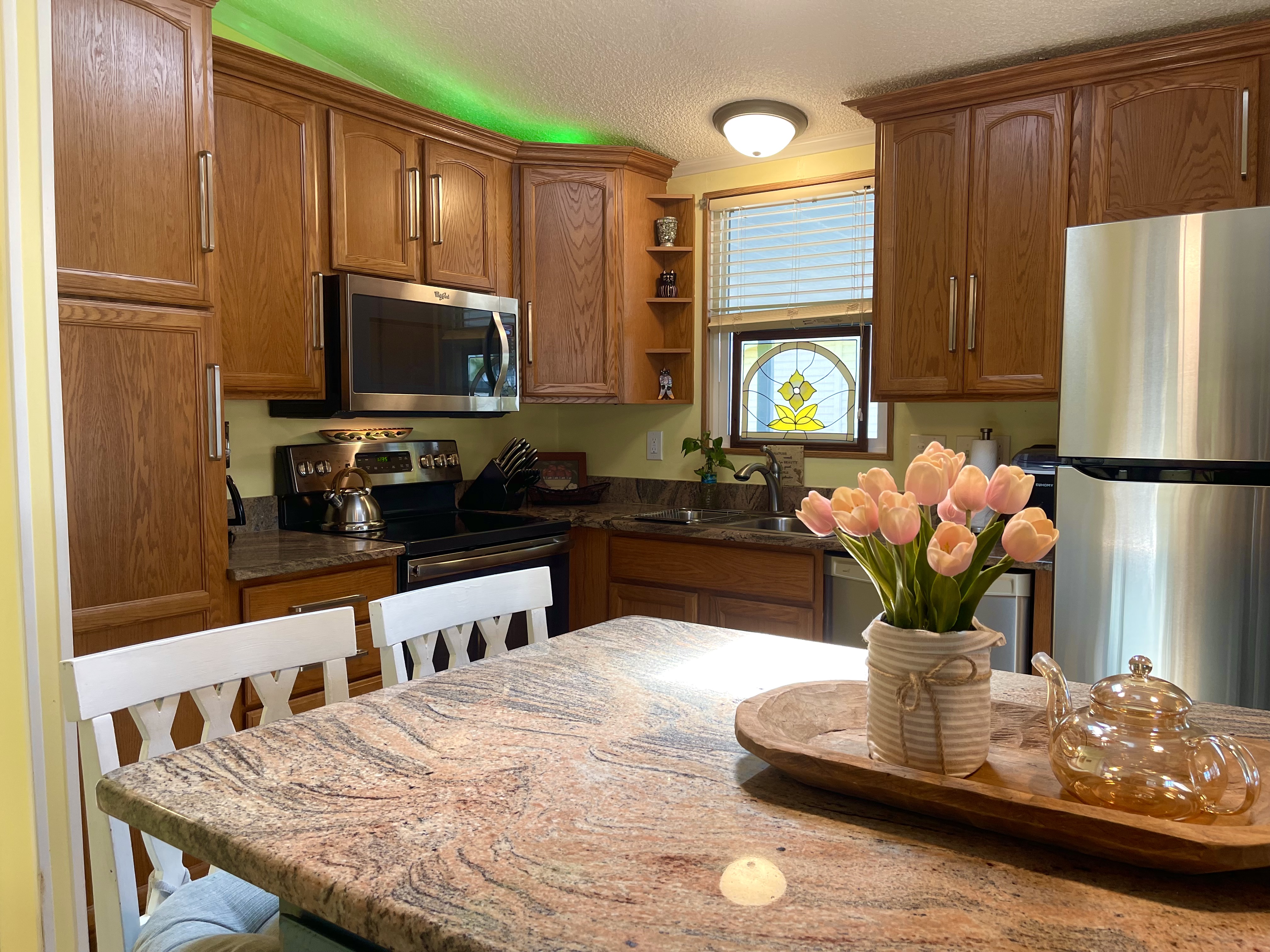 4104 Buena Vista Dr S, Ellenton, Florida 34222, 2 Bedrooms Bedrooms, ,2 BathroomsBathrooms,55-Plus Mobile Home,For Sale,Buena Vista Dr S,4820