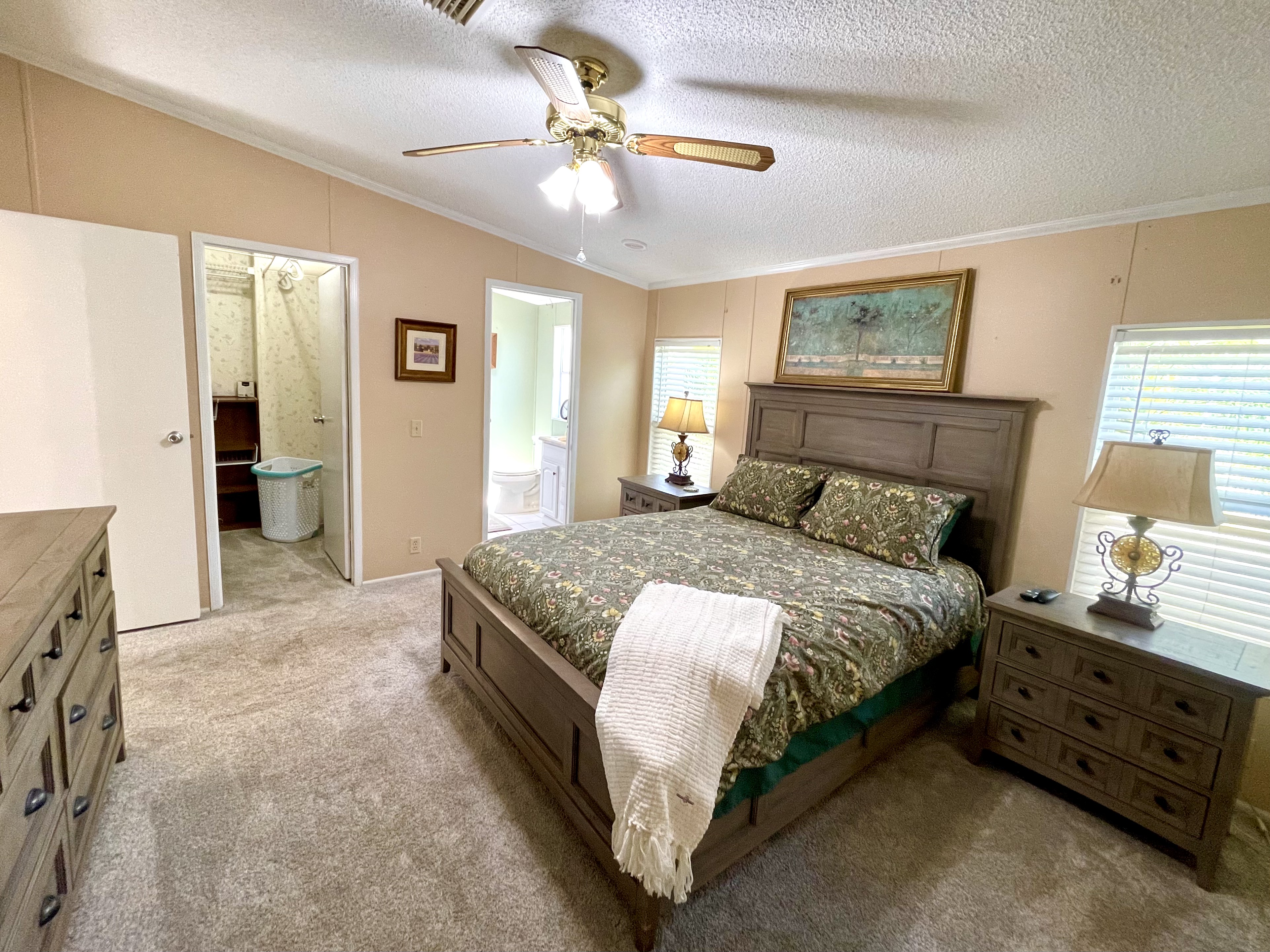 4104 Buena Vista Dr S, Ellenton, Florida 34222, 2 Bedrooms Bedrooms, ,2 BathroomsBathrooms,55-Plus Mobile Home,For Sale,Buena Vista Dr S,4820