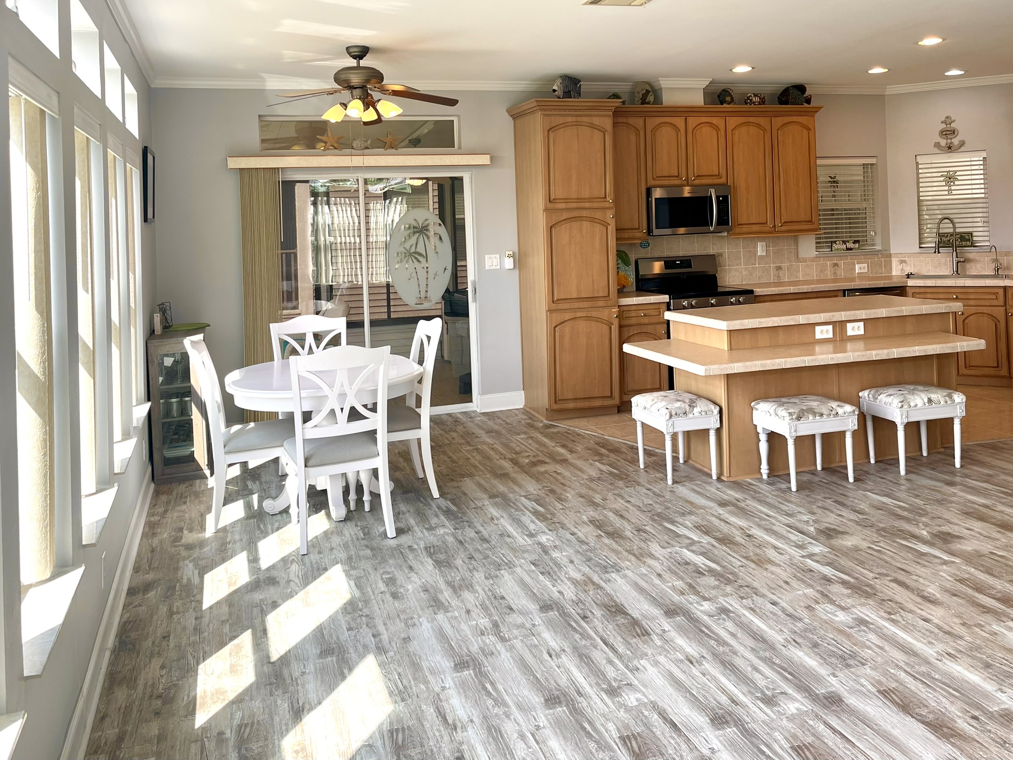 217 Denmark Drive, Ellenton, Florida 34222, 2 Bedrooms Bedrooms, ,2 BathroomsBathrooms,55-Plus Mobile Home,For Sale,Denmark Drive,4823