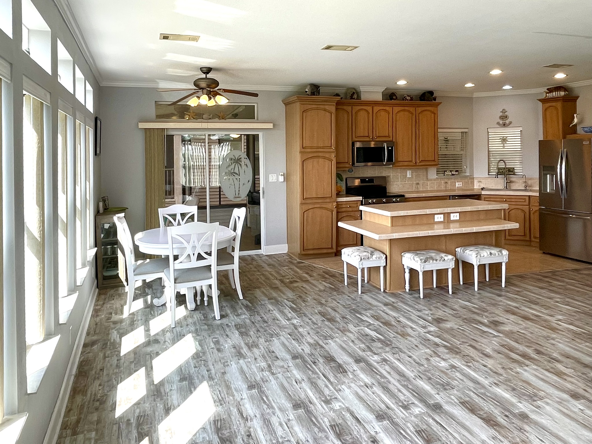 217 Denmark Drive, Ellenton, Florida 34222, 2 Bedrooms Bedrooms, ,2 BathroomsBathrooms,55-Plus Mobile Home,For Sale,Denmark Drive,4823