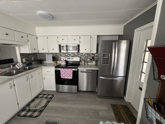 6700 150th Ave N, Lot 302, Clearwater, Florida 33764, 2 Bedrooms Bedrooms, ,2 BathroomsBathrooms,55-Plus Mobile Home,For Sale,150th Ave N, Lot 302,4824