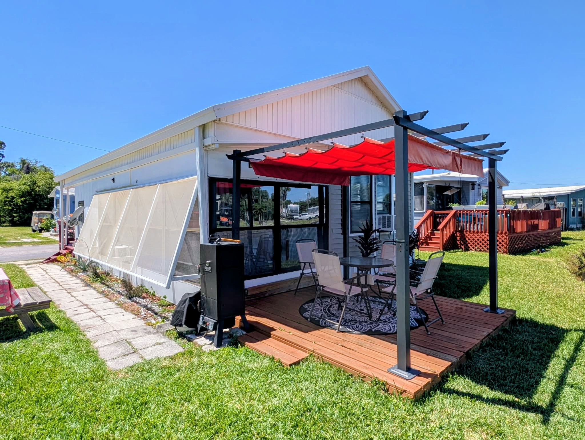 220 White Squirrel Circle, Ruskin, Florida 33570, 1 Bedroom Bedrooms, ,1 BathroomBathrooms,All - Age Mobile Home,For Sale,White Squirrel Circle,4828