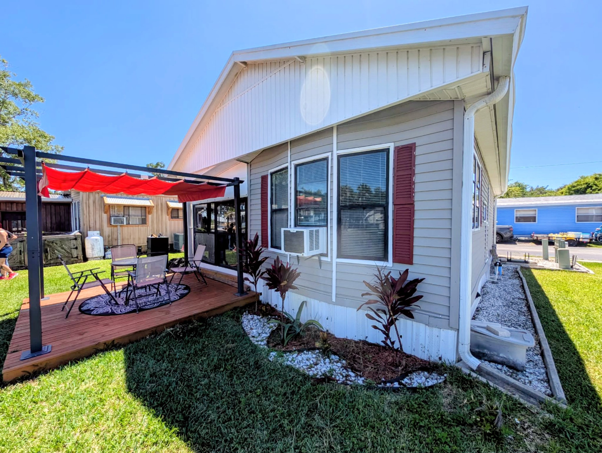 220 White Squirrel Circle, Ruskin, Florida 33570, 1 Bedroom Bedrooms, ,1 BathroomBathrooms,All - Age Mobile Home,For Sale,White Squirrel Circle,4828