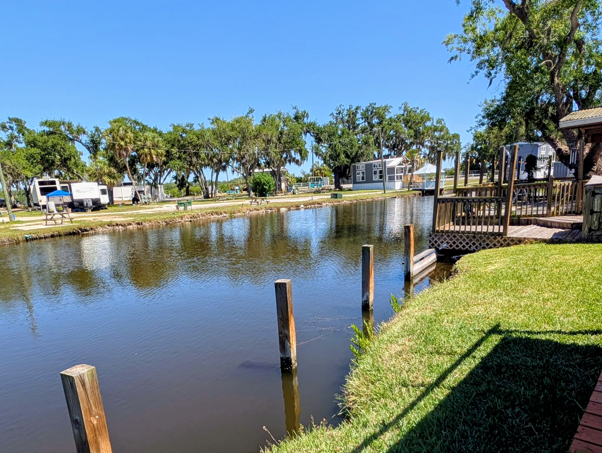 220 White Squirrel Circle, Ruskin, Florida 33570, 1 Bedroom Bedrooms, ,1 BathroomBathrooms,All - Age Mobile Home,For Sale,White Squirrel Circle,4828