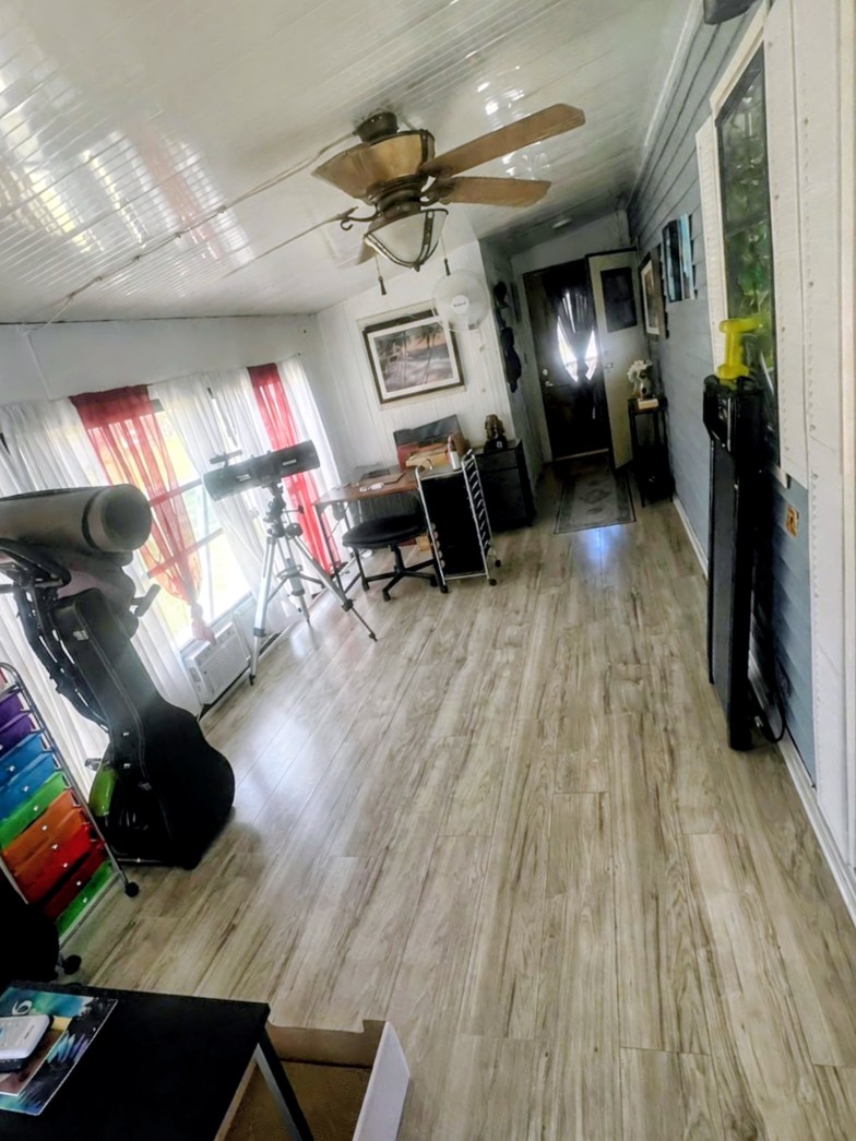 220 White Squirrel Circle, Ruskin, Florida 33570, 1 Bedroom Bedrooms, ,1 BathroomBathrooms,All - Age Mobile Home,For Sale,White Squirrel Circle,4828