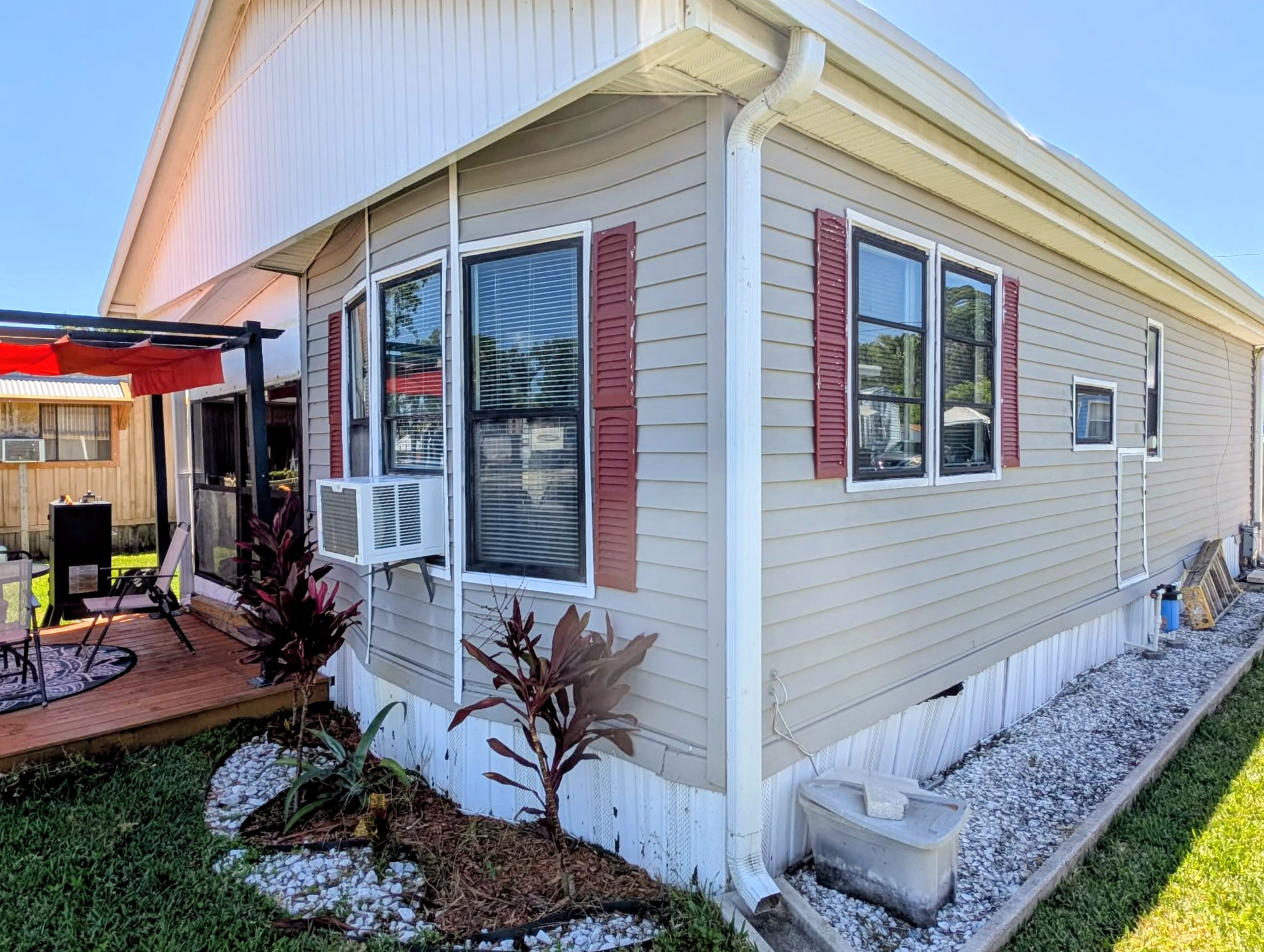 220 White Squirrel Circle, Ruskin, Florida 33570, 1 Bedroom Bedrooms, ,1 BathroomBathrooms,All - Age Mobile Home,For Sale,White Squirrel Circle,4828