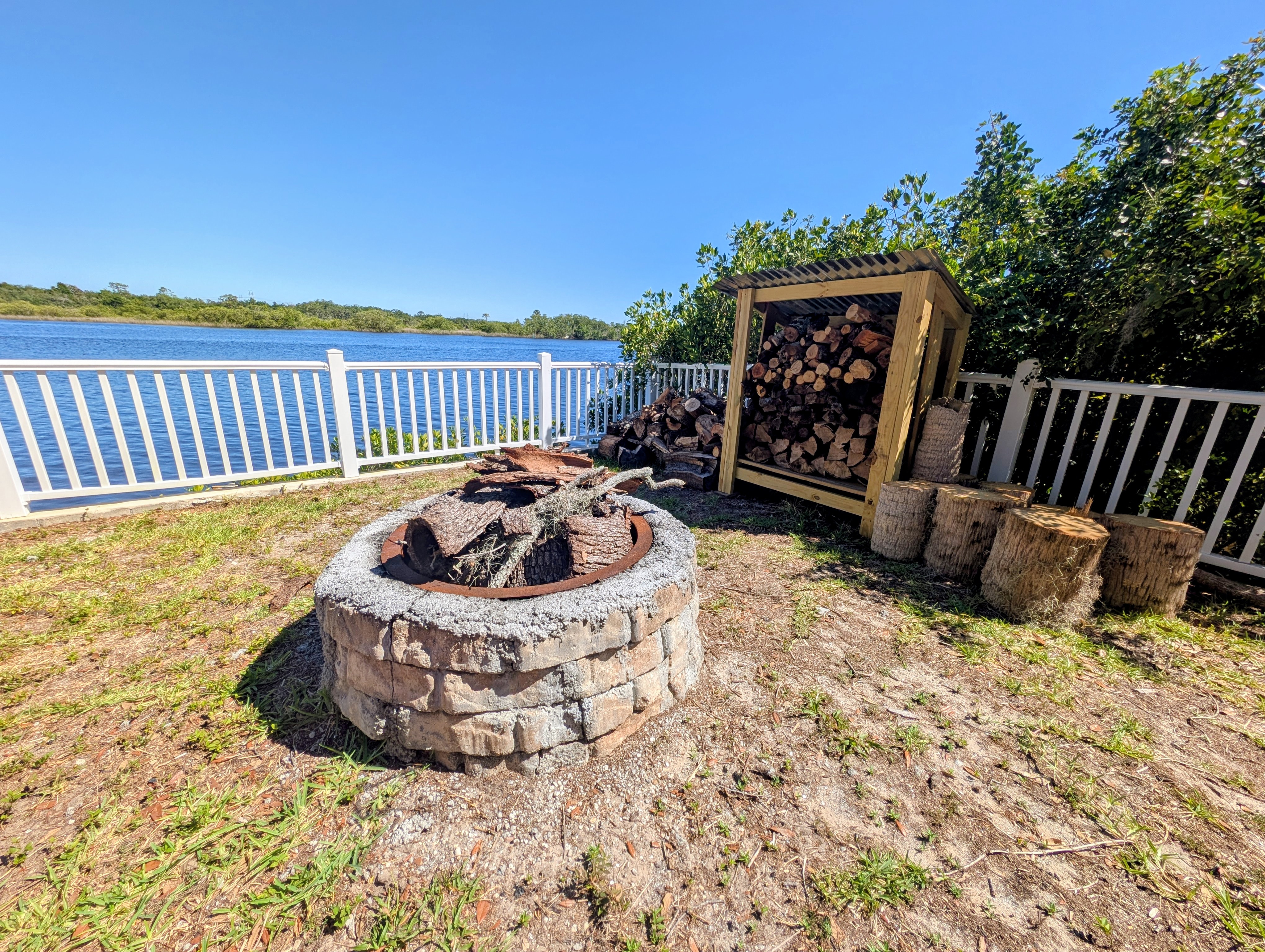 220 White Squirrel Circle, Ruskin, Florida 33570, 1 Bedroom Bedrooms, ,1 BathroomBathrooms,All - Age Mobile Home,For Sale,White Squirrel Circle,4828