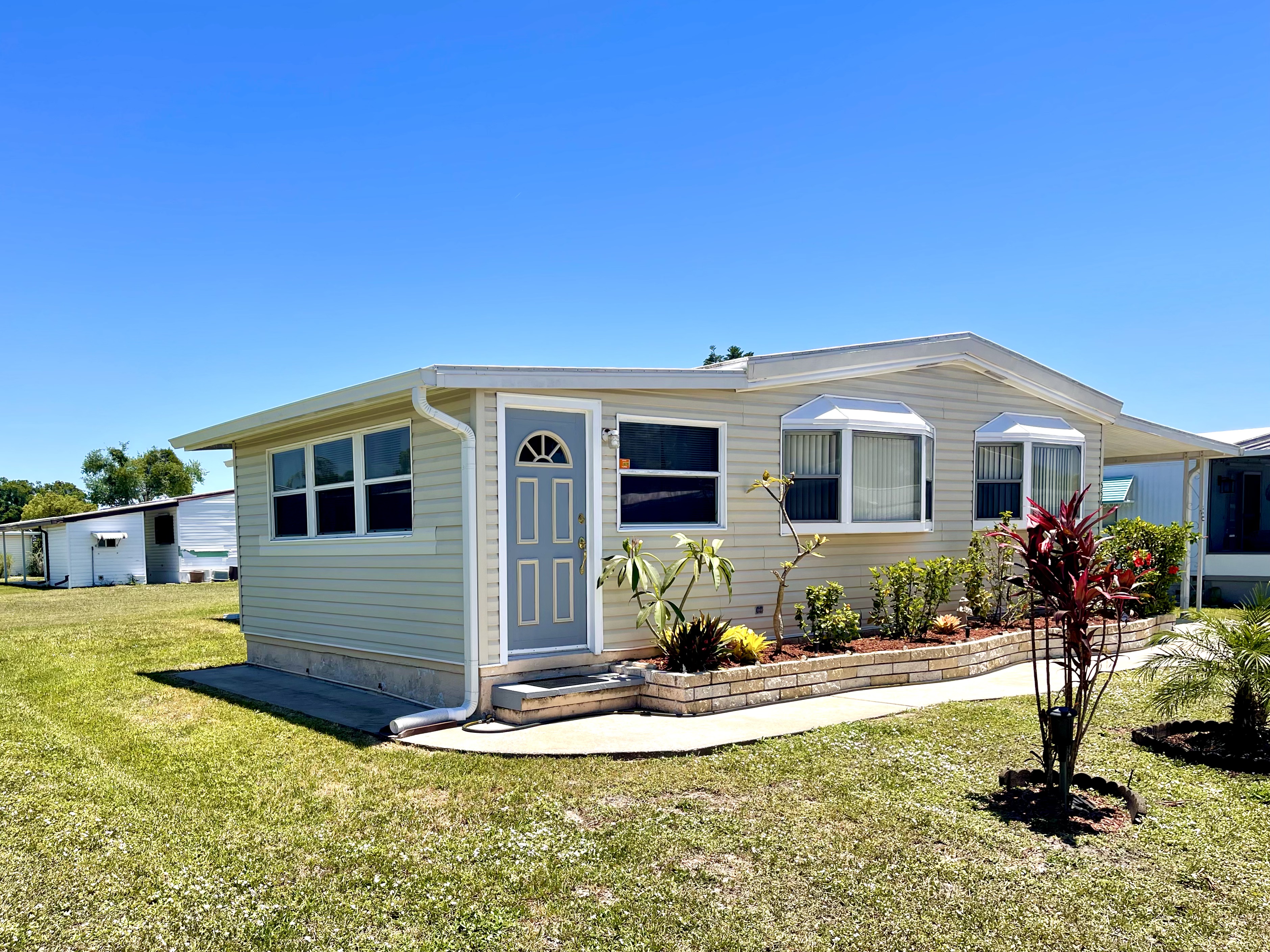 556 Montego Lane, Ellenton, Florida 34222, 2 Bedrooms Bedrooms, ,2 BathroomsBathrooms,55-Plus Mobile Home,For Sale,Montego Lane,4830