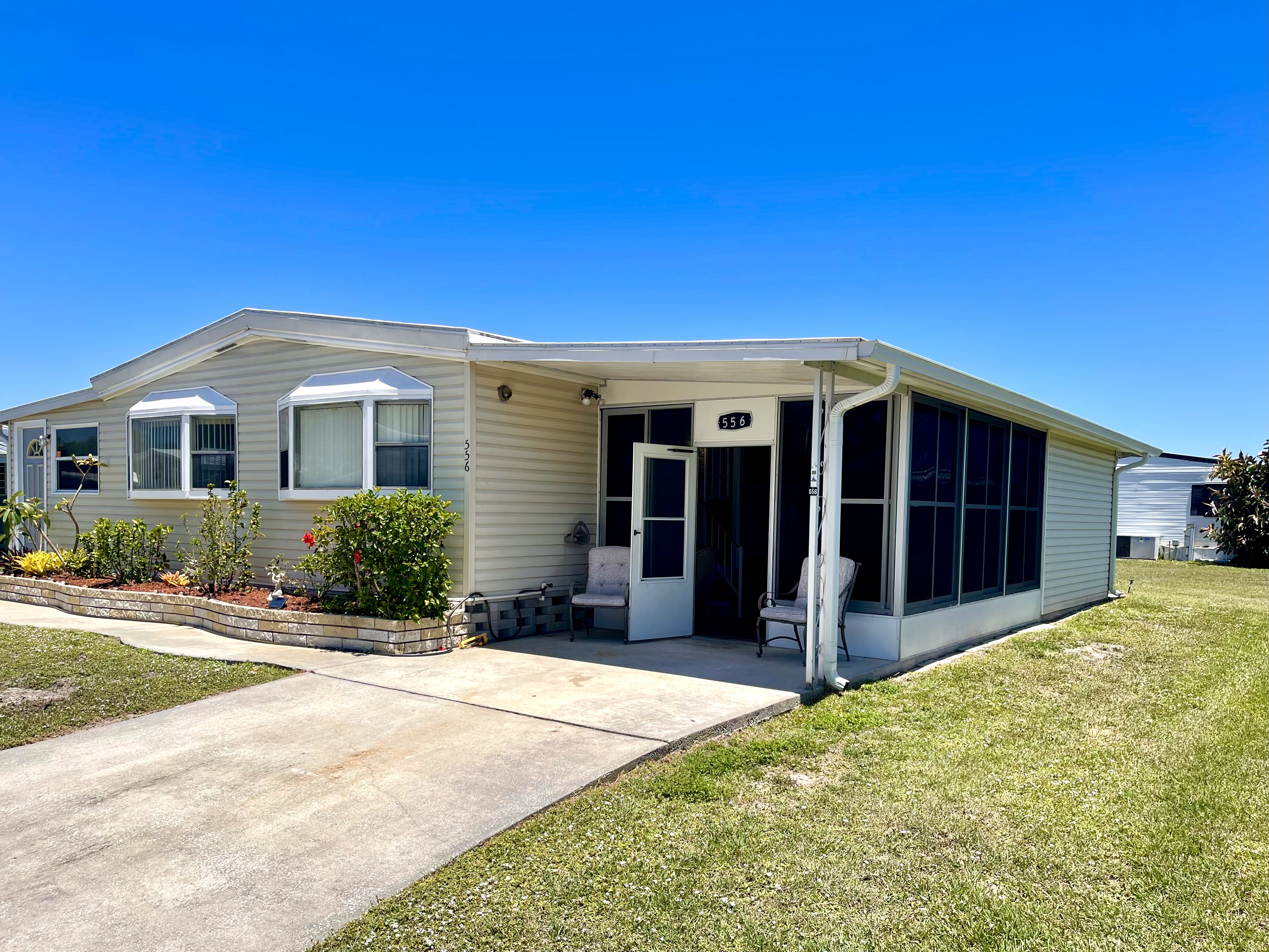 556 Montego Lane, Ellenton, Florida 34222, 2 Bedrooms Bedrooms, ,2 BathroomsBathrooms,55-Plus Mobile Home,For Sale,Montego Lane,4830
