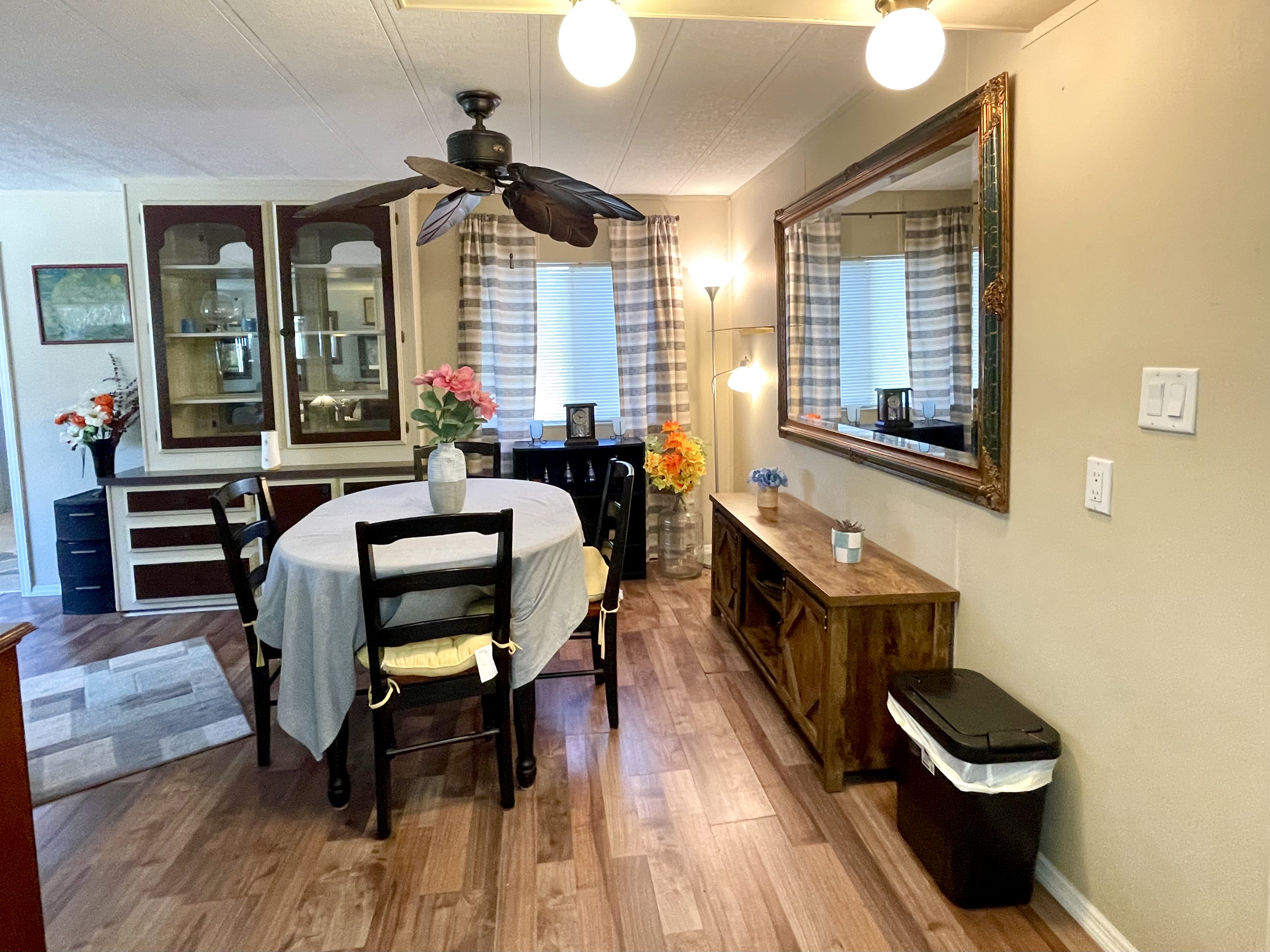 556 Montego Lane, Ellenton, Florida 34222, 2 Bedrooms Bedrooms, ,2 BathroomsBathrooms,55-Plus Mobile Home,For Sale,Montego Lane,4830