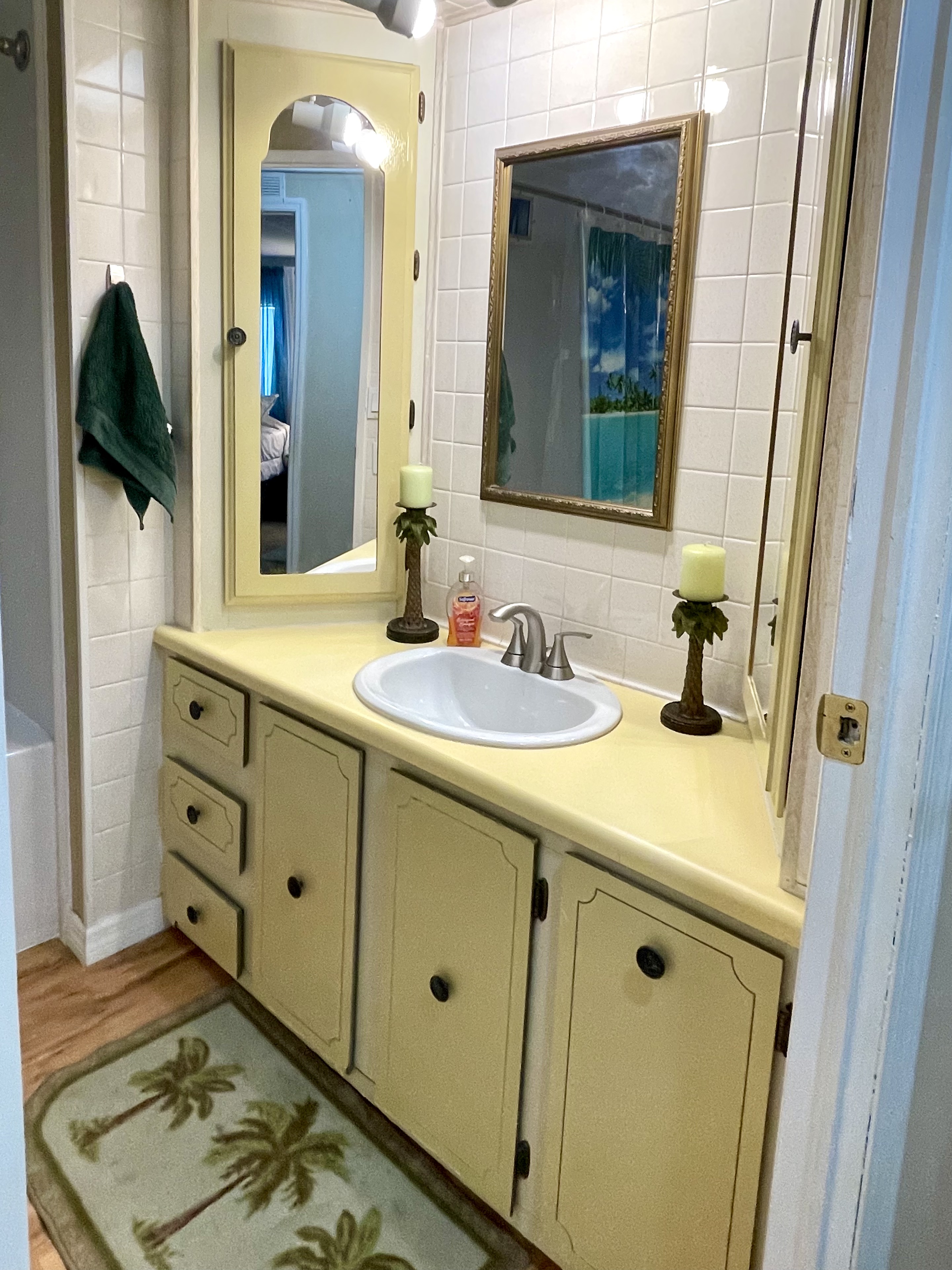 556 Montego Lane, Ellenton, Florida 34222, 2 Bedrooms Bedrooms, ,2 BathroomsBathrooms,55-Plus Mobile Home,For Sale,Montego Lane,4830