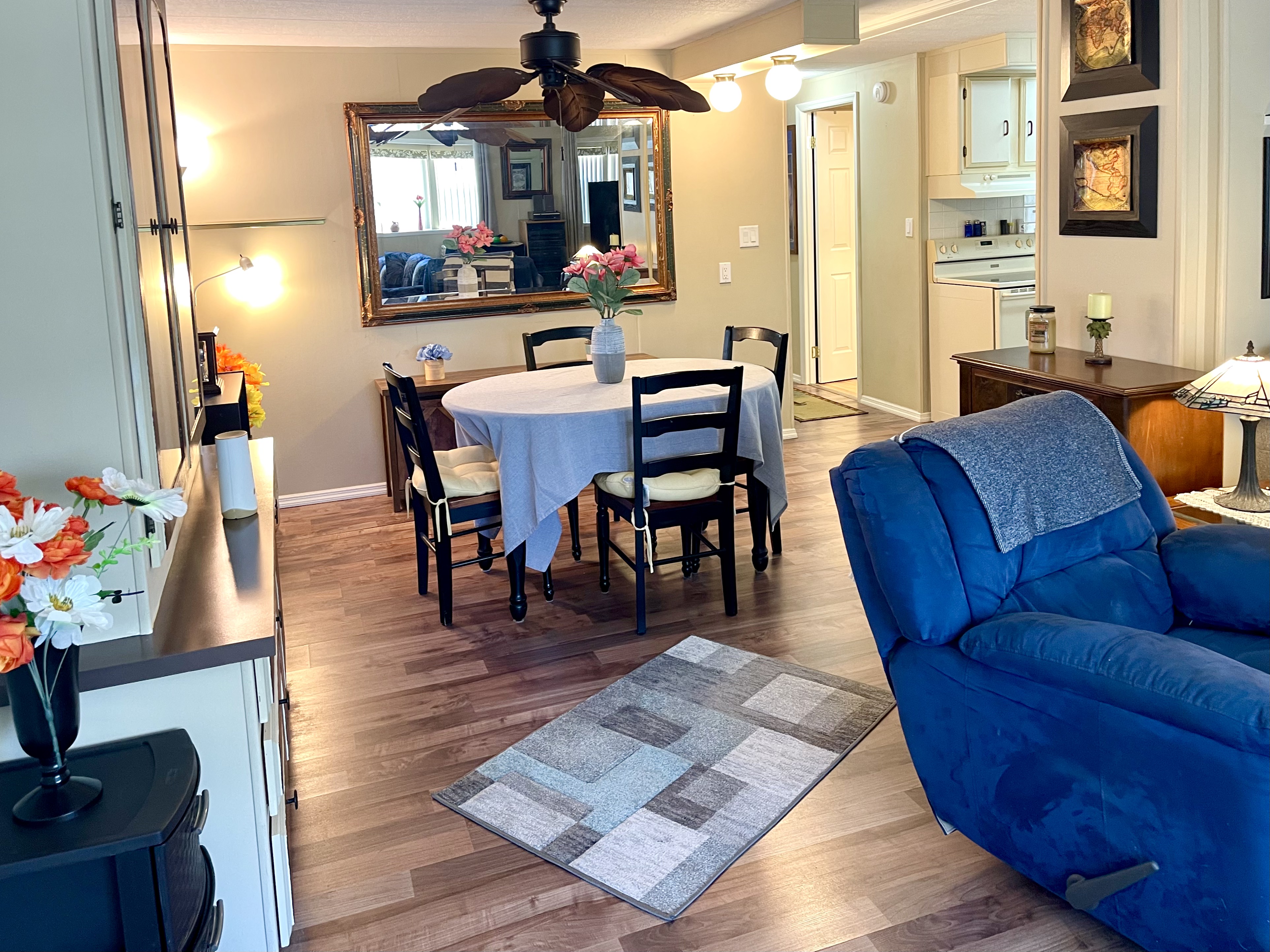 556 Montego Lane, Ellenton, Florida 34222, 2 Bedrooms Bedrooms, ,2 BathroomsBathrooms,55-Plus Mobile Home,For Sale,Montego Lane,4830