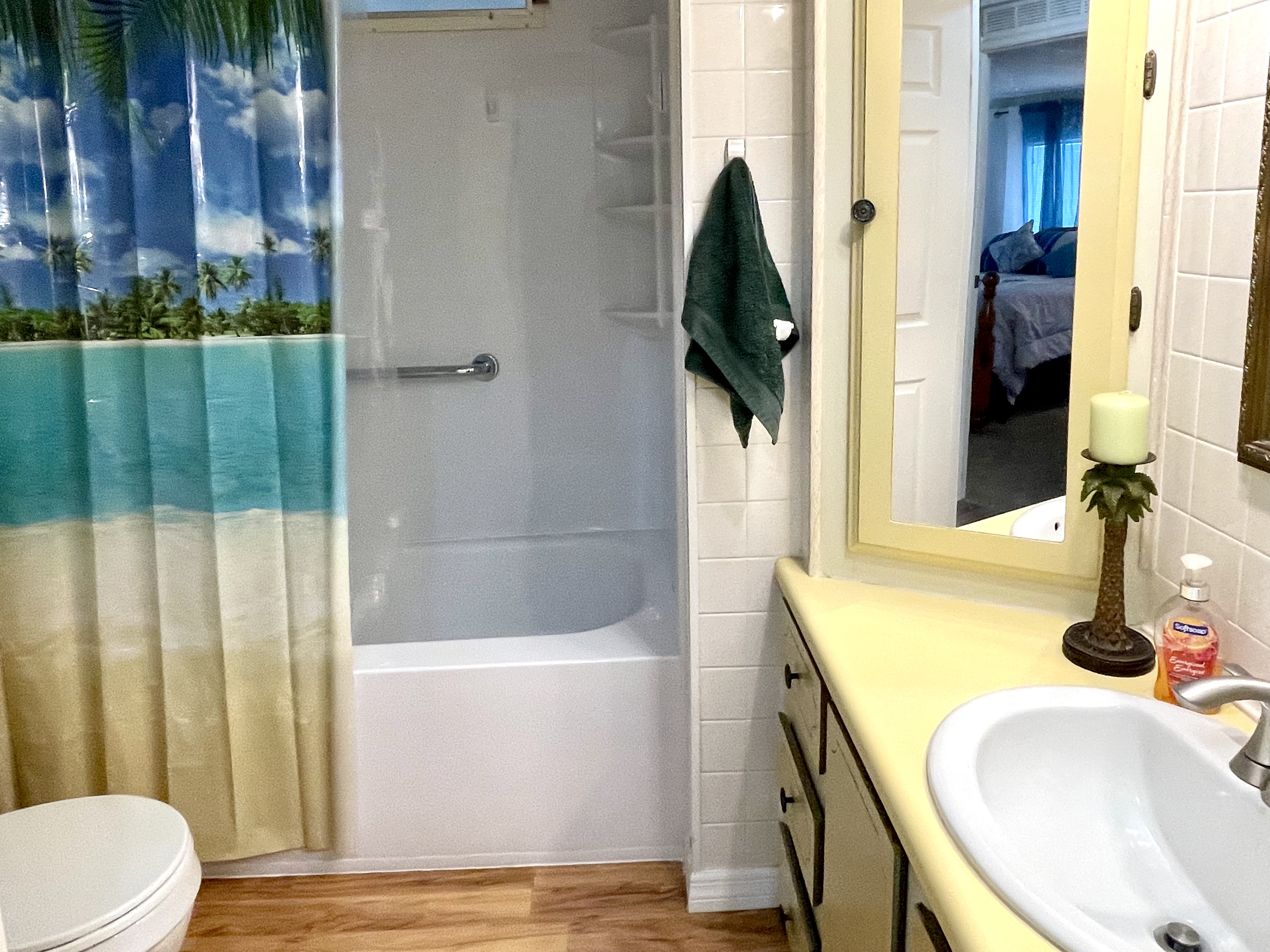 556 Montego Lane, Ellenton, Florida 34222, 2 Bedrooms Bedrooms, ,2 BathroomsBathrooms,55-Plus Mobile Home,For Sale,Montego Lane,4830