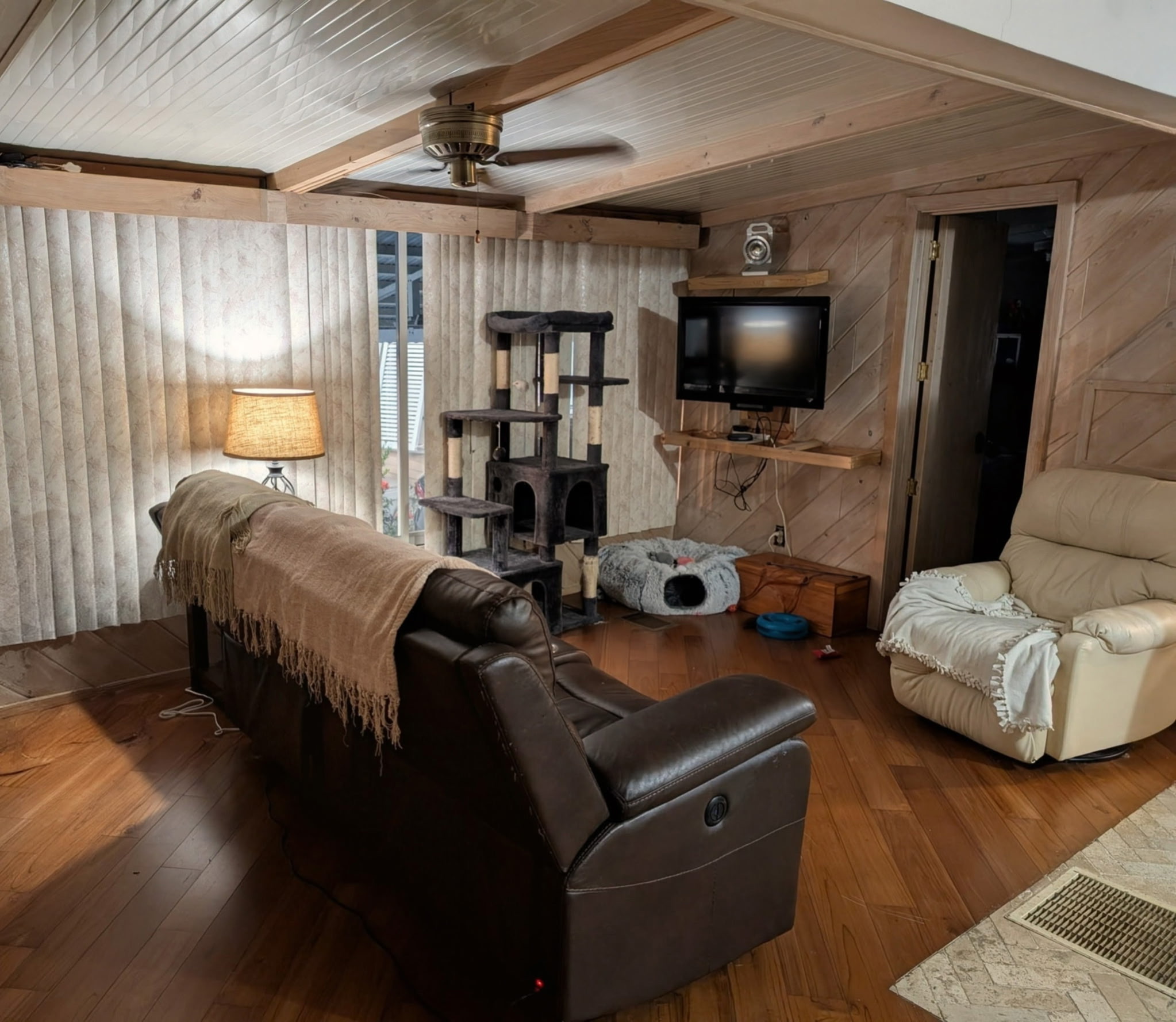 5100 60th St E, Unit G4, Bradenton, Florida 34203, 2 Bedrooms Bedrooms, ,1 BathroomBathrooms,55-Plus Mobile Home,For Sale,60th St E, Unit G4,4831