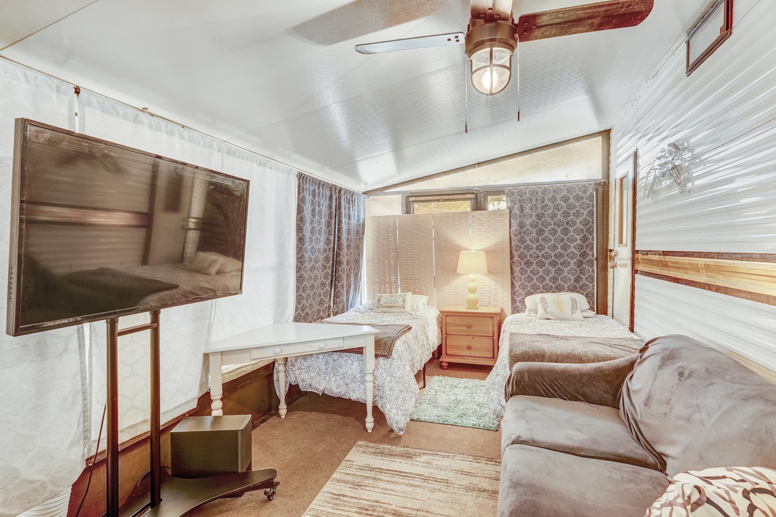 1300 N River Rd, Lot C13, Venice, Florida 34293, 2 Bedrooms Bedrooms, ,1 BathroomBathrooms,All - Age Mobile Home,For Sale,N River Rd, Lot C13,4834