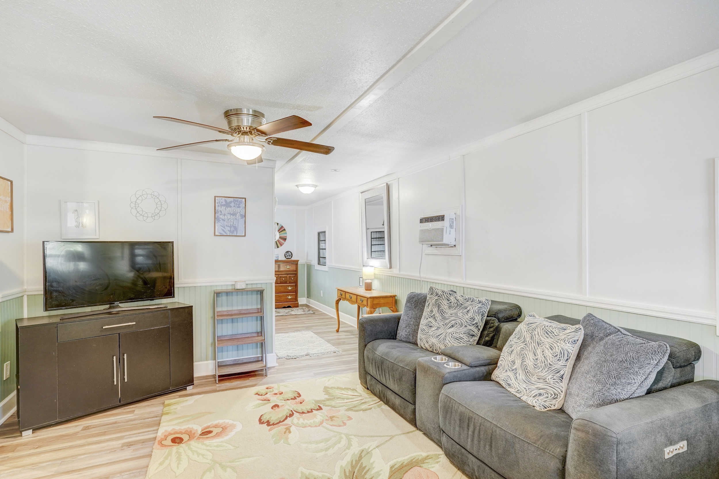 1300 N River Rd, Lot C13, Venice, Florida 34293, 2 Bedrooms Bedrooms, ,1 BathroomBathrooms,All - Age Mobile Home,For Sale,N River Rd, Lot C13,4834