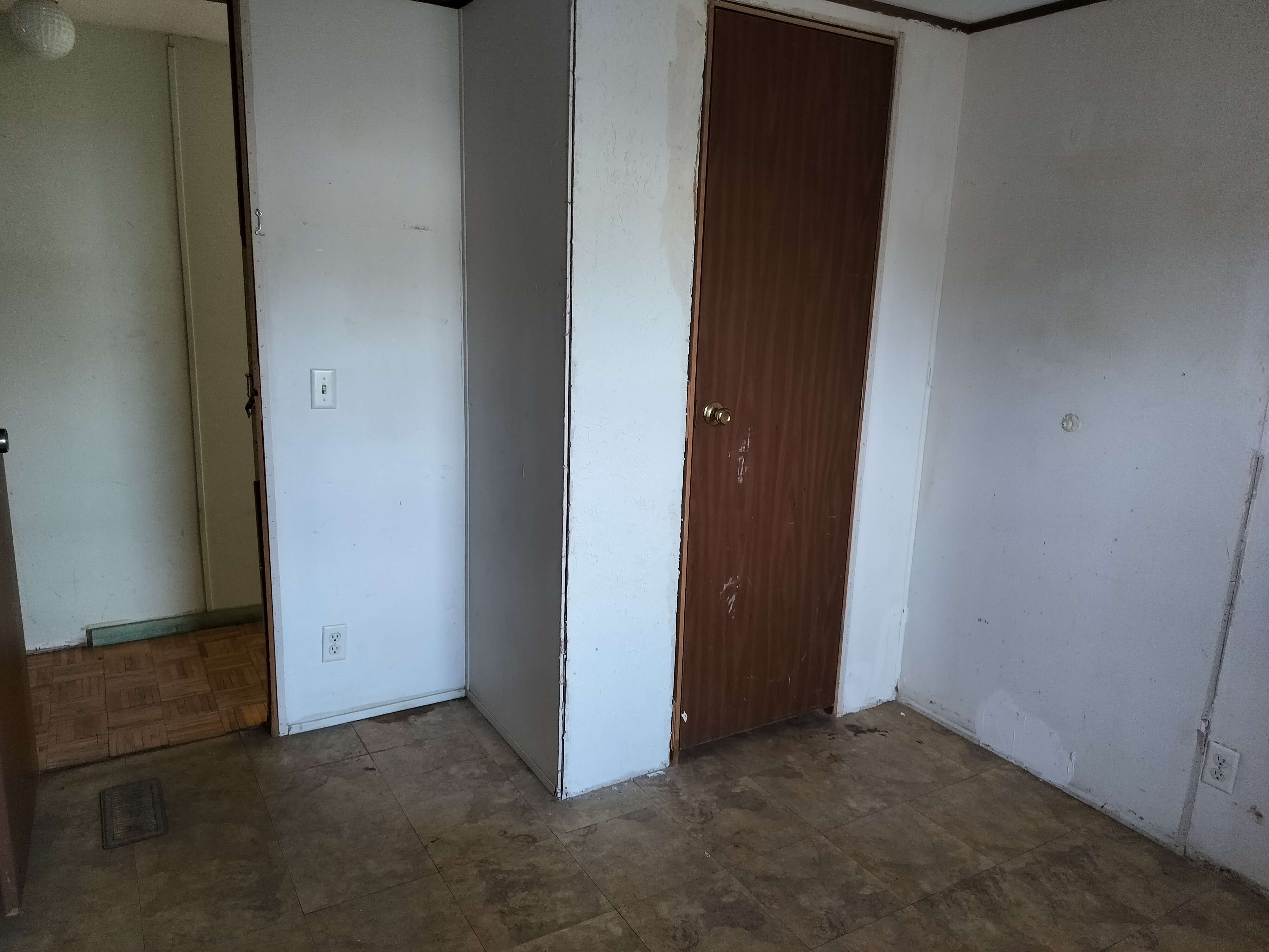 707 Cypress Dr, Lake Worth, Florida 33461, 3 Bedrooms Bedrooms, ,2 BathroomsBathrooms,55-Plus Mobile Home,For Sale,Cypress Dr,4839