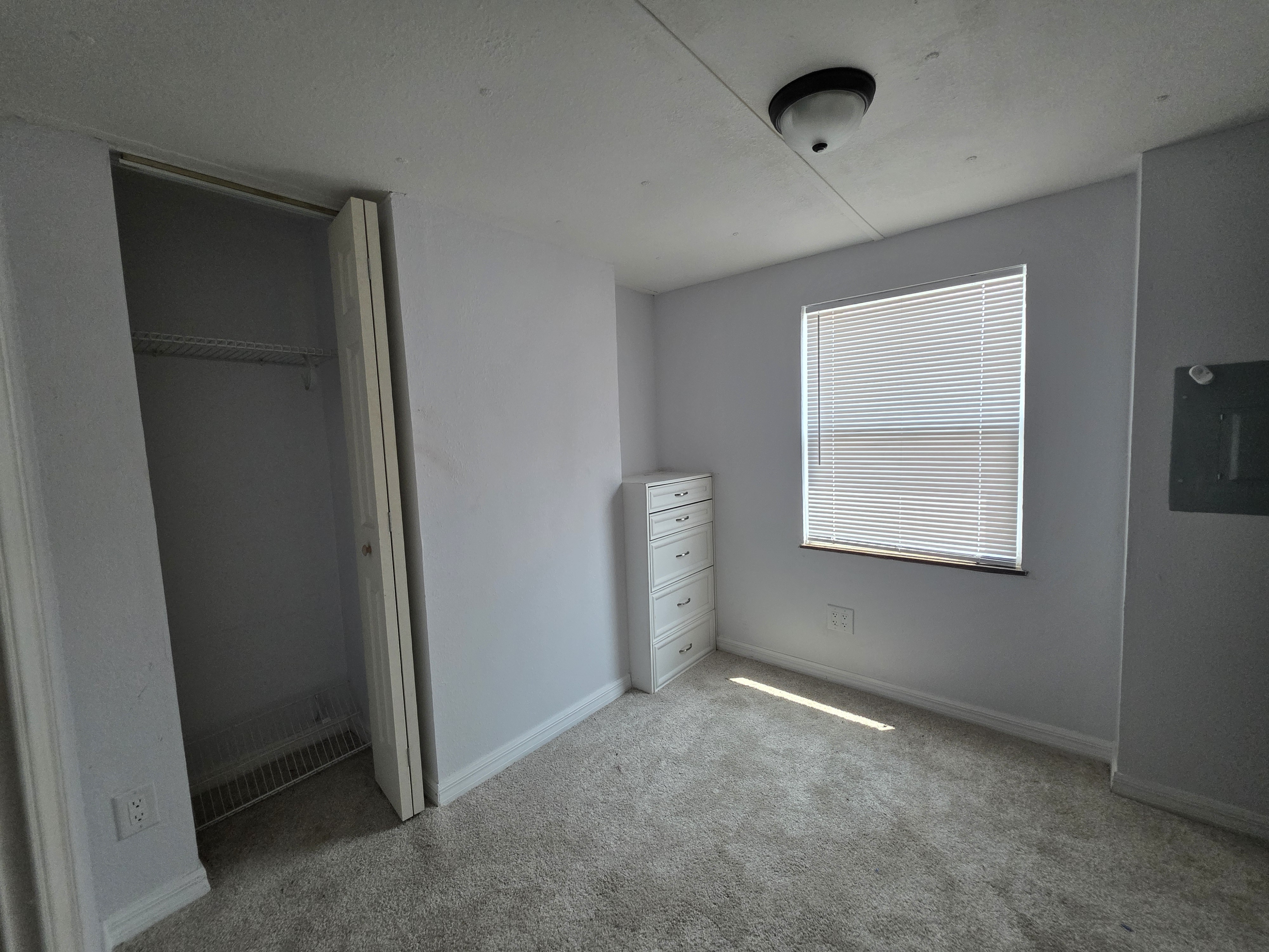 5611 Bayshore Rd, Lot 107, Palmetto, Florida 34221, 2 Bedrooms Bedrooms, ,1.5 BathroomsBathrooms,55-Plus Mobile Home,For Sale,Bayshore Rd, Lot 107,4841