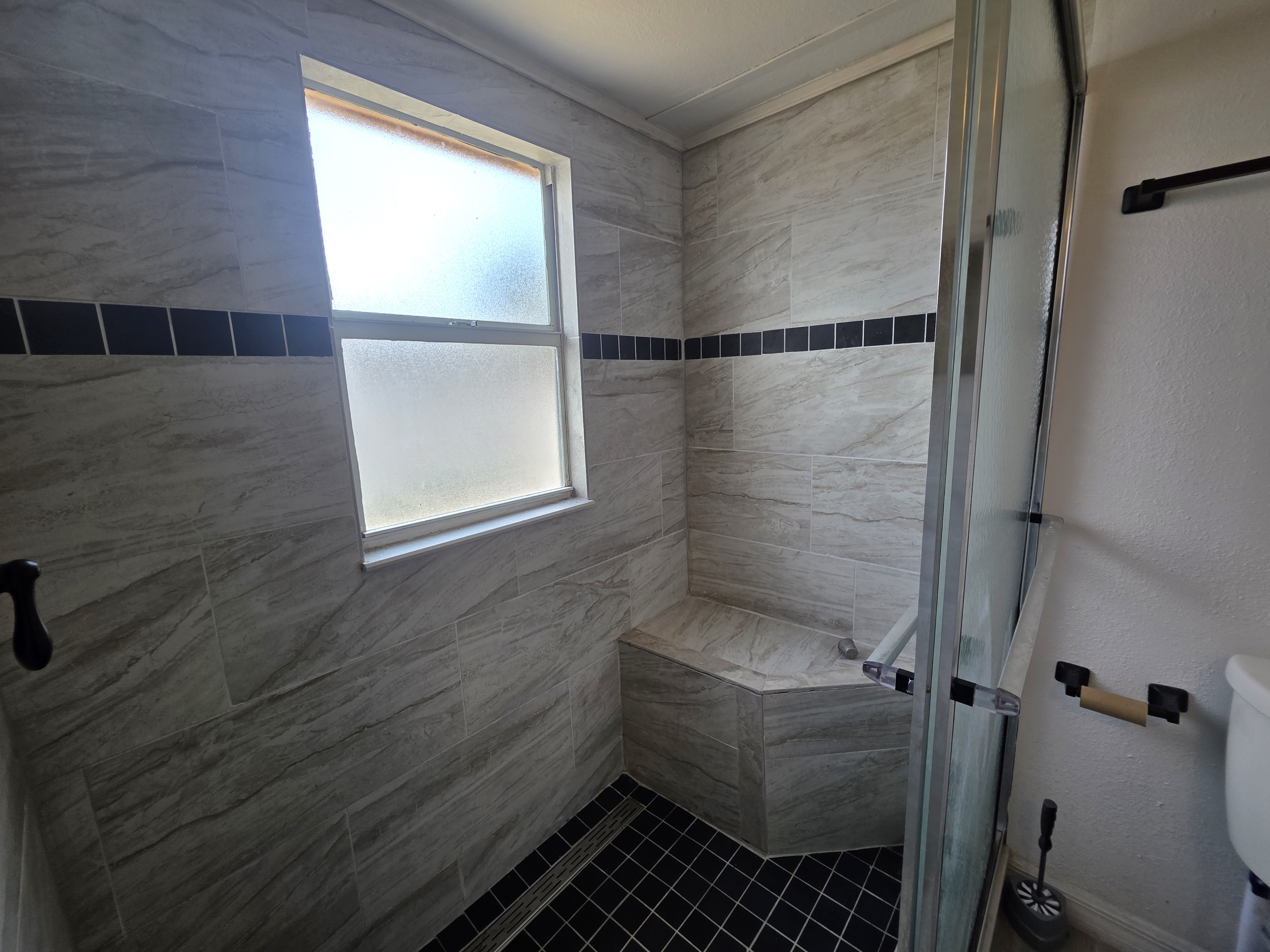 5611 Bayshore Rd, Lot 107, Palmetto, Florida 34221, 2 Bedrooms Bedrooms, ,1.5 BathroomsBathrooms,55-Plus Mobile Home,For Sale,Bayshore Rd, Lot 107,4841