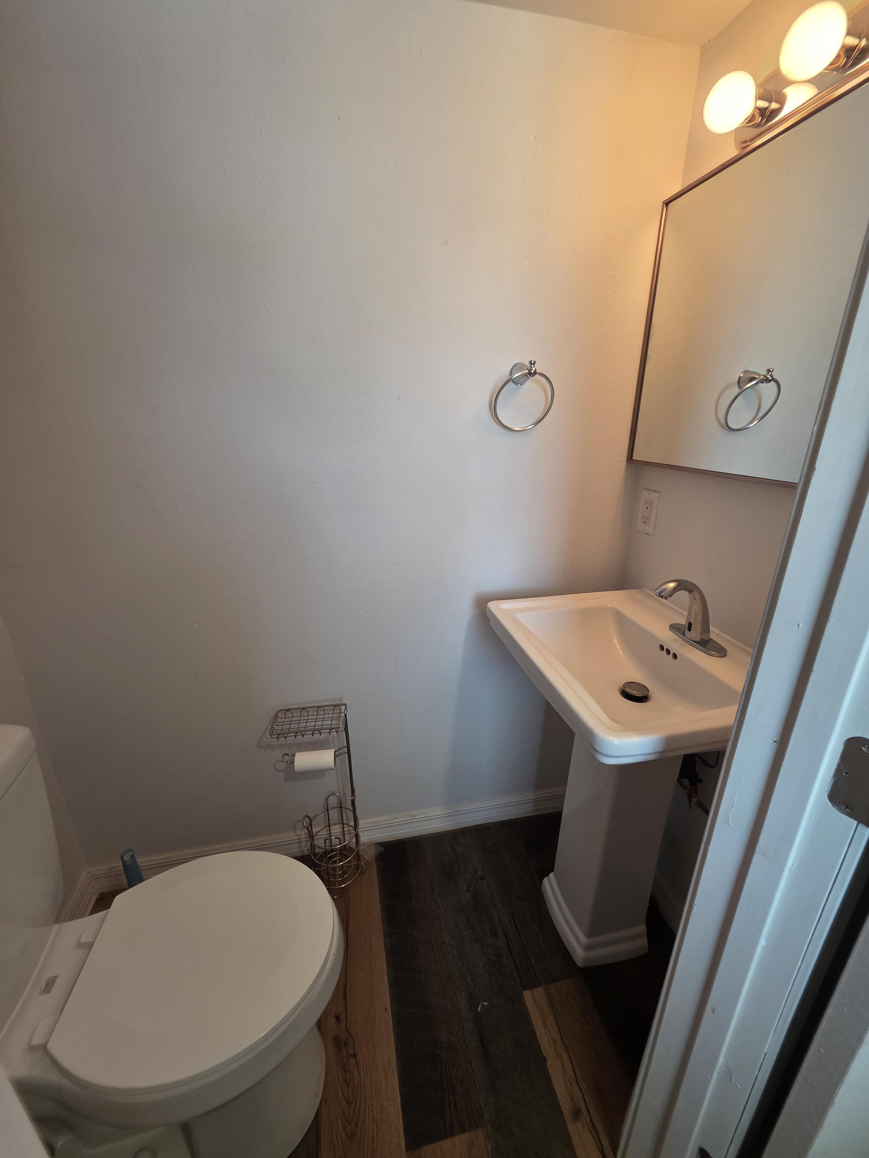 5611 Bayshore Rd, Lot 107, Palmetto, Florida 34221, 2 Bedrooms Bedrooms, ,1.5 BathroomsBathrooms,55-Plus Mobile Home,For Sale,Bayshore Rd, Lot 107,4841