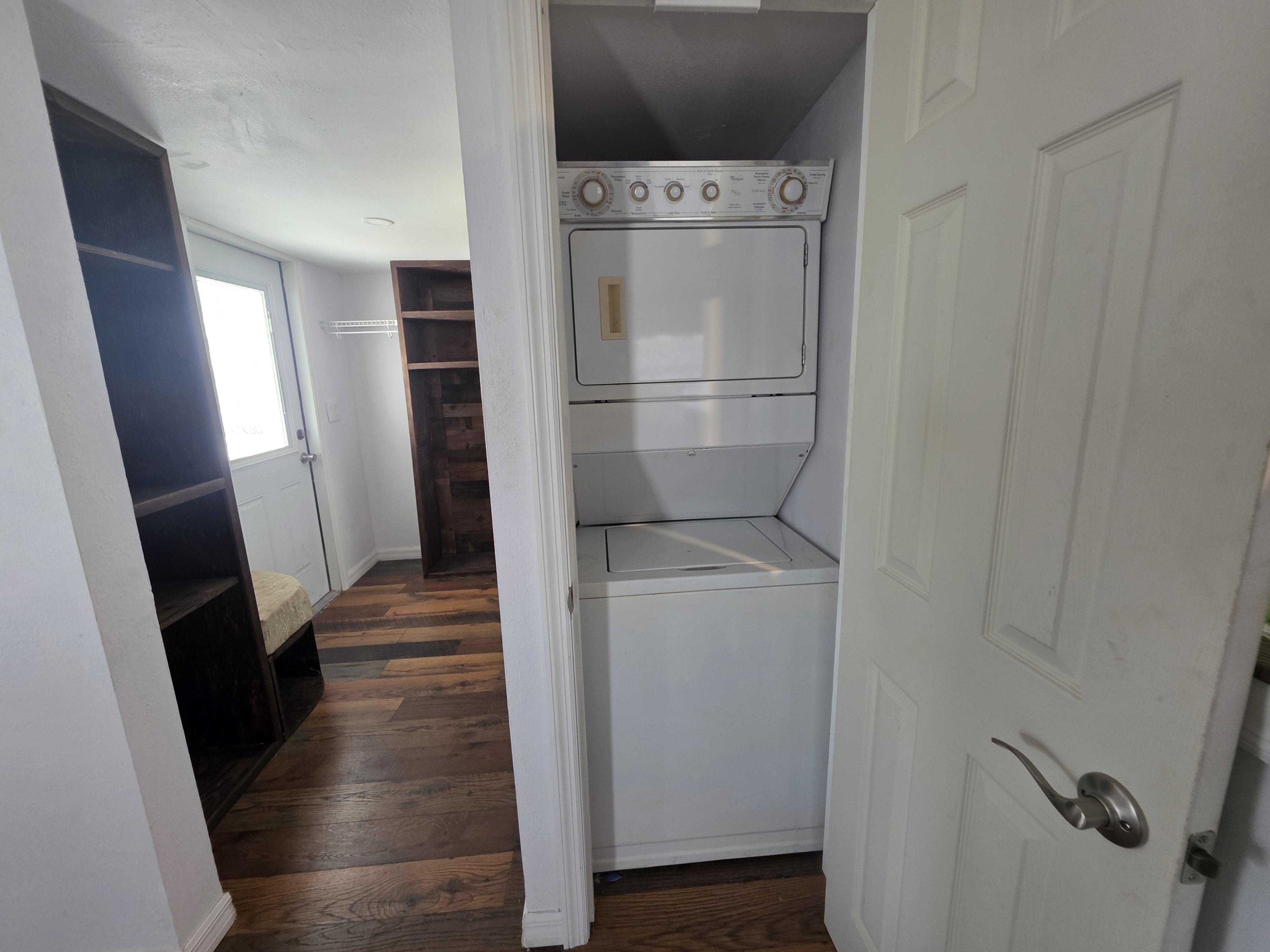 5611 Bayshore Rd, Lot 107, Palmetto, Florida 34221, 2 Bedrooms Bedrooms, ,1.5 BathroomsBathrooms,55-Plus Mobile Home,For Sale,Bayshore Rd, Lot 107,4841