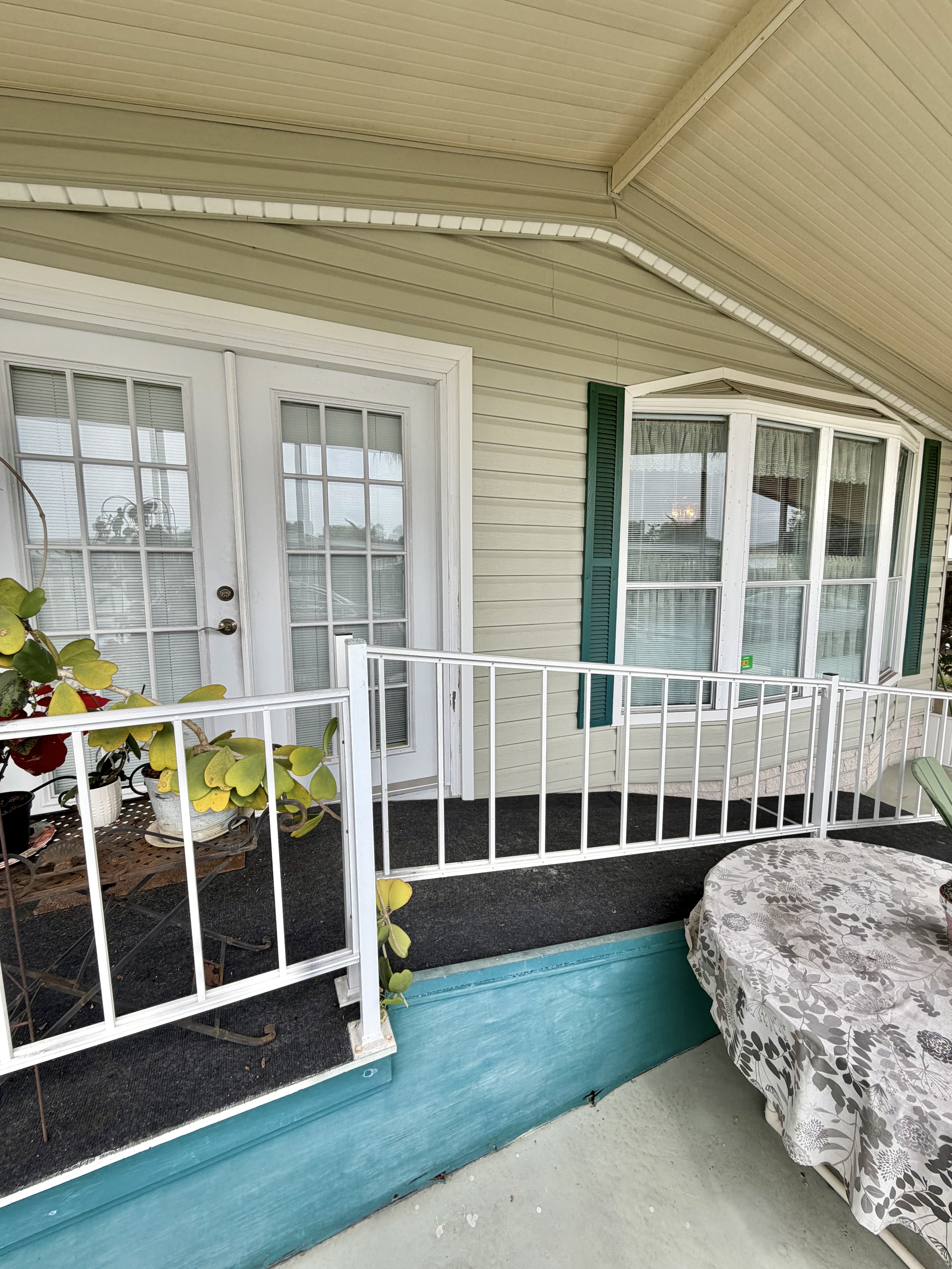327 3rd St Dr W, Lot 39, Palmetto, Florida 34221, 2 Bedrooms Bedrooms, ,2 BathroomsBathrooms,55-Plus Mobile Home,For Sale,3rd St Dr W, Lot 39,4842