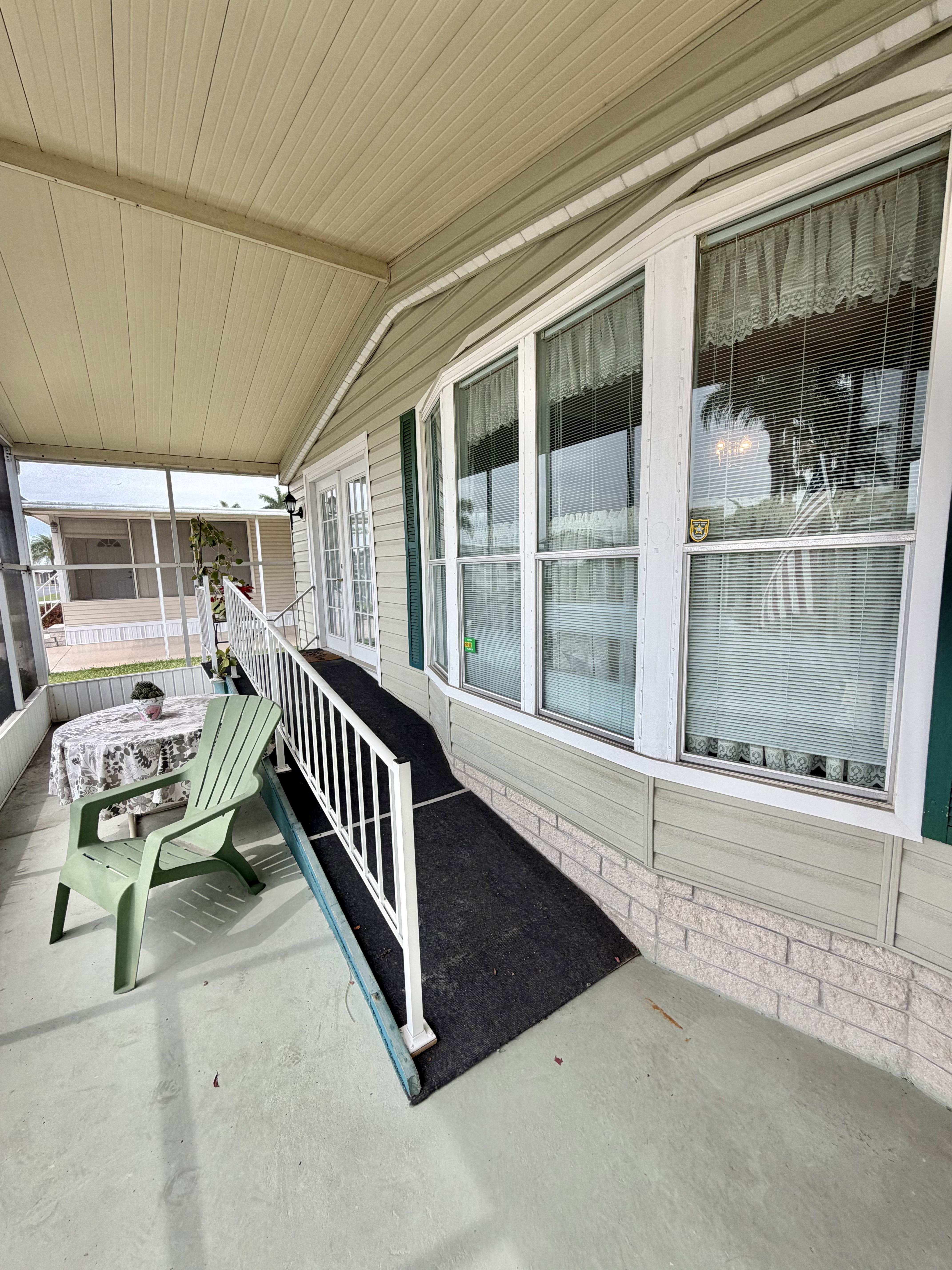 327 3rd St Dr W, Lot 39, Palmetto, Florida 34221, 2 Bedrooms Bedrooms, ,2 BathroomsBathrooms,55-Plus Mobile Home,For Sale,3rd St Dr W, Lot 39,4842