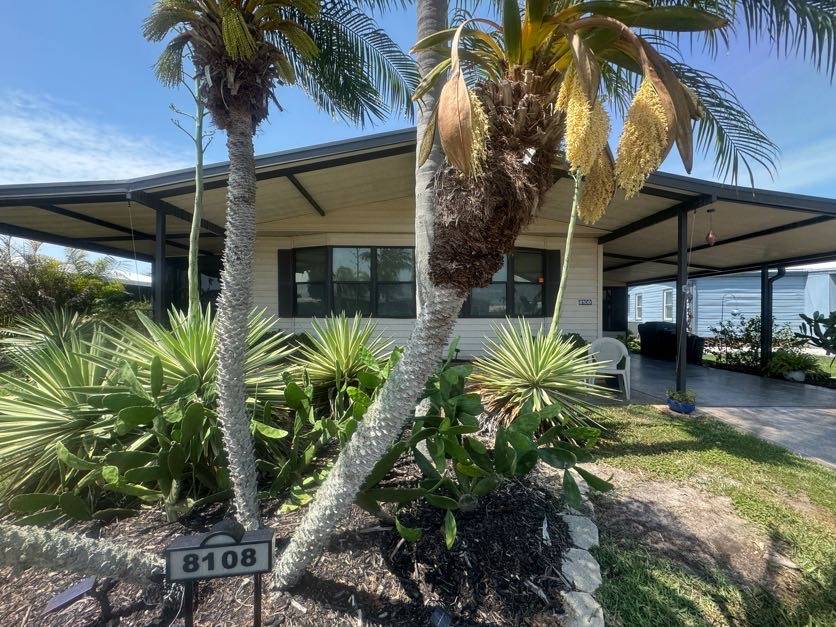 8108 Lakeshore Drive, Ellenton, Florida 34222, 2 Bedrooms Bedrooms, ,2 BathroomsBathrooms,55-Plus Mobile Home,For Sale,Lakeshore Drive,4844