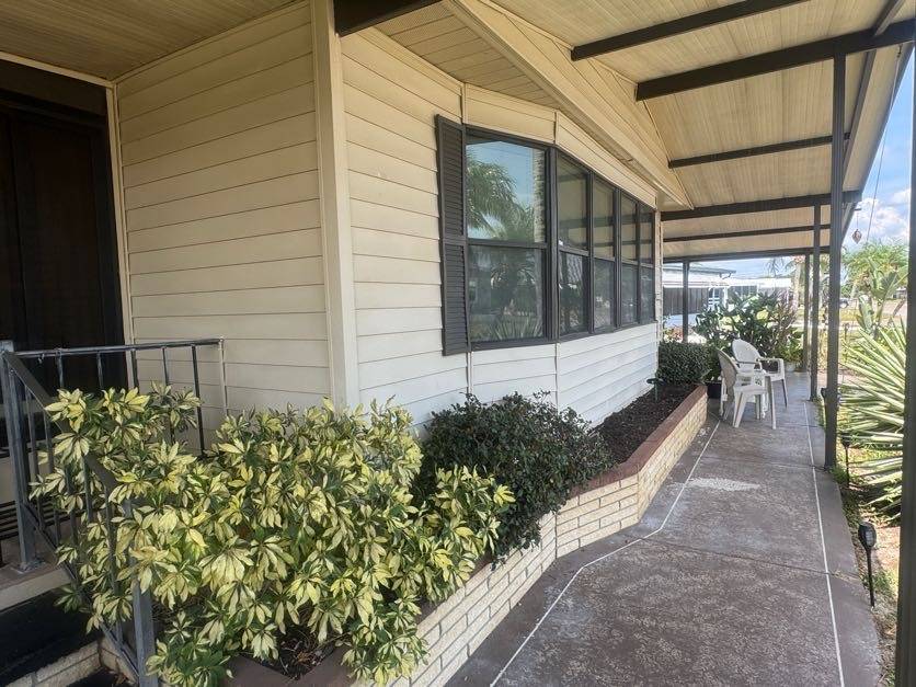 8108 Lakeshore Drive, Ellenton, Florida 34222, 2 Bedrooms Bedrooms, ,2 BathroomsBathrooms,55-Plus Mobile Home,For Sale,Lakeshore Drive,4844