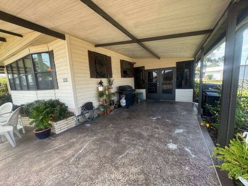8108 Lakeshore Drive, Ellenton, Florida 34222, 2 Bedrooms Bedrooms, ,2 BathroomsBathrooms,55-Plus Mobile Home,For Sale,Lakeshore Drive,4844