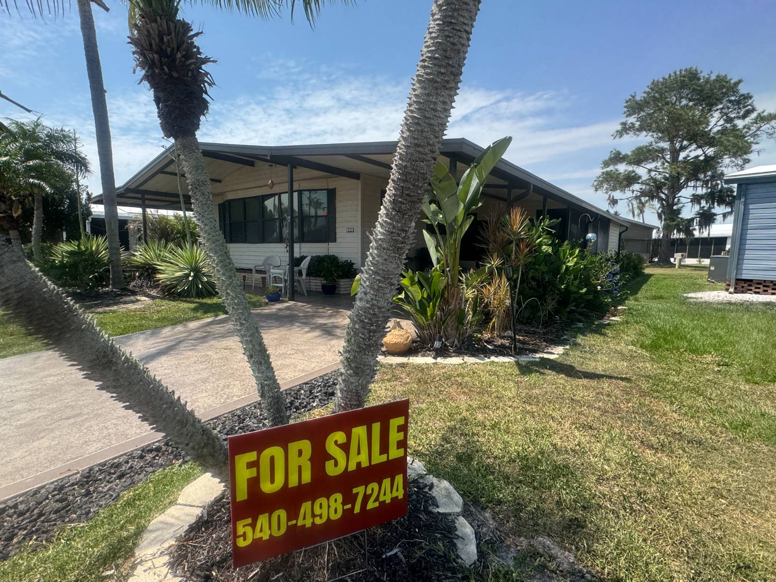 8108 Lakeshore Drive, Ellenton, Florida 34222, 2 Bedrooms Bedrooms, ,2 BathroomsBathrooms,55-Plus Mobile Home,For Sale,Lakeshore Drive,4844