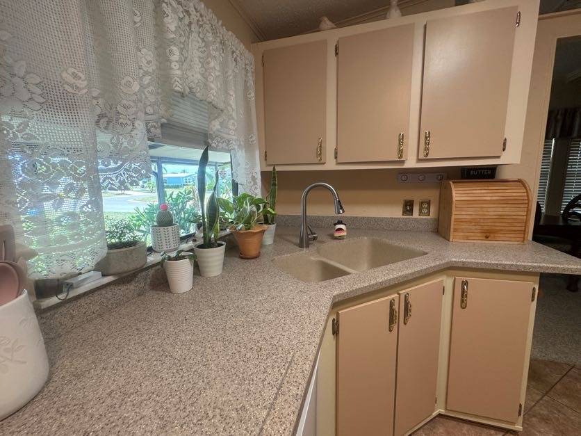 8108 Lakeshore Drive, Ellenton, Florida 34222, 2 Bedrooms Bedrooms, ,2 BathroomsBathrooms,55-Plus Mobile Home,For Sale,Lakeshore Drive,4844