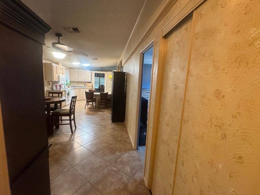 8108 Lakeshore Drive, Ellenton, Florida 34222, 2 Bedrooms Bedrooms, ,2 BathroomsBathrooms,55-Plus Mobile Home,For Sale,Lakeshore Drive,4844
