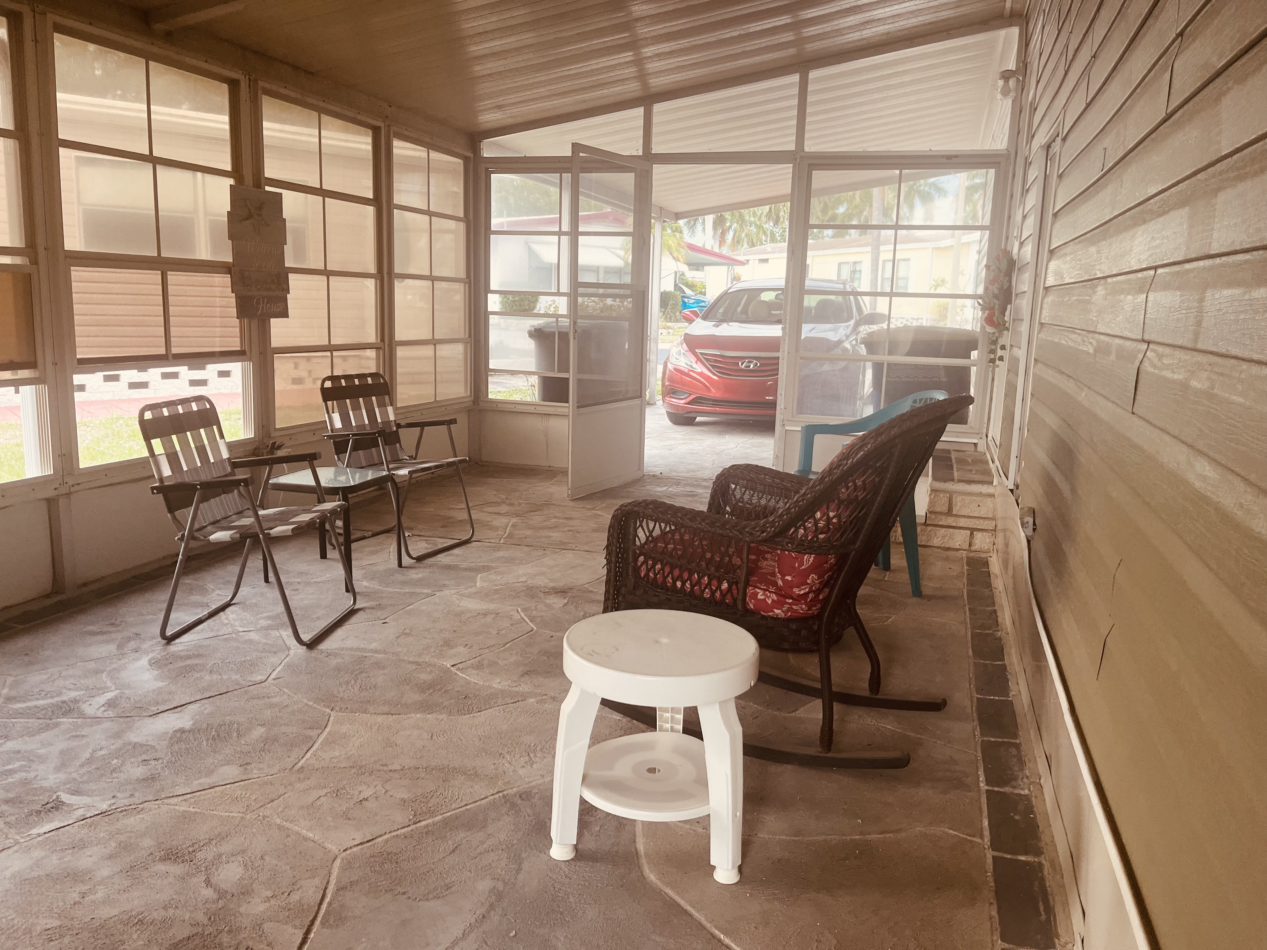 100 Hampton Rd, Lot 6, Clearwater, Florida 33759, 2 Bedrooms Bedrooms, ,2 BathroomsBathrooms,55-Plus Mobile Home,For Sale,Hampton Rd, Lot 6,4847