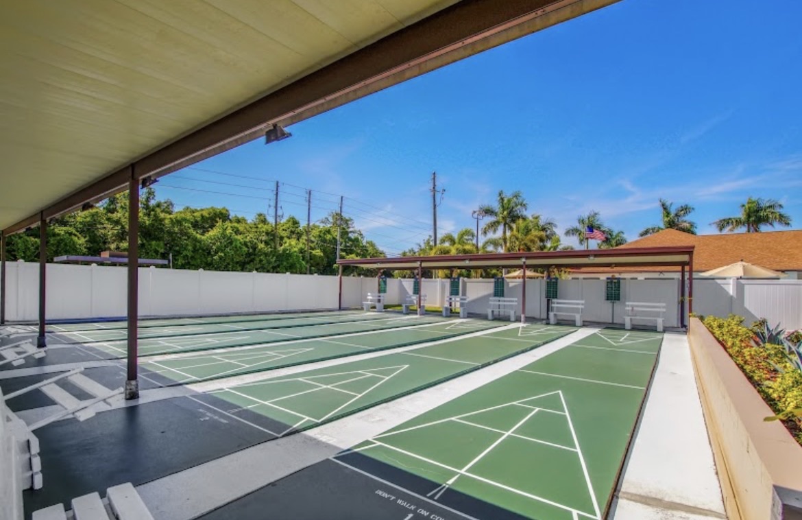 100 Hampton Rd, Lot 6, Clearwater, Florida 33759, 2 Bedrooms Bedrooms, ,2 BathroomsBathrooms,55-Plus Mobile Home,For Sale,Hampton Rd, Lot 6,4847
