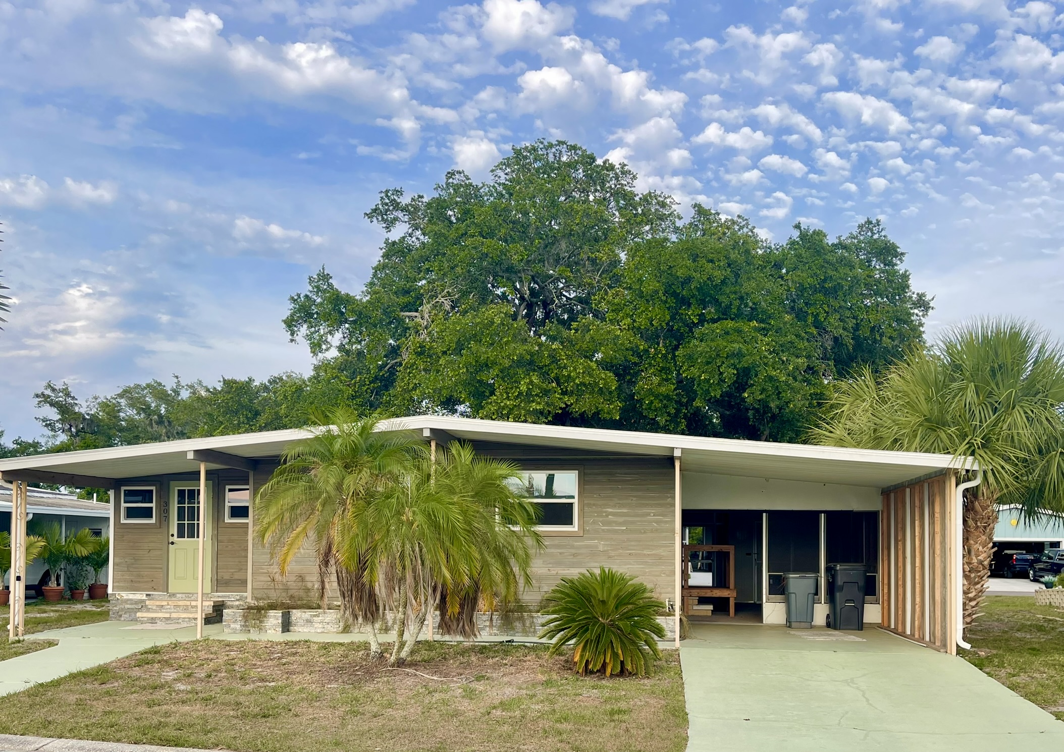 307 Colony Drive North, Ellenton, Florida 34222, 2 Bedrooms Bedrooms, ,2 BathroomsBathrooms,55-Plus Mobile Home,For Sale,Colony Drive North,4849