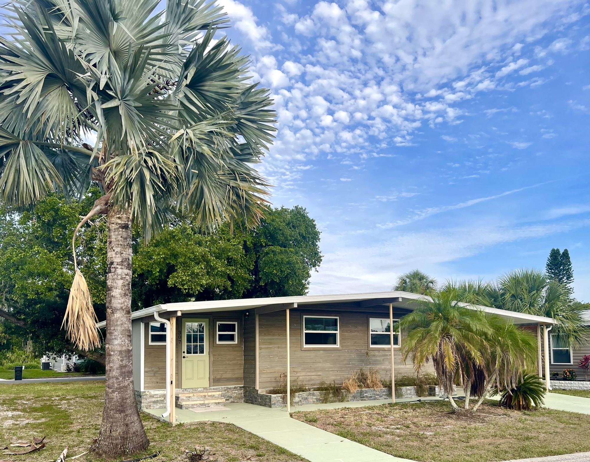 307 Colony Drive North, Ellenton, Florida 34222, 2 Bedrooms Bedrooms, ,2 BathroomsBathrooms,55-Plus Mobile Home,For Sale,Colony Drive North,4849